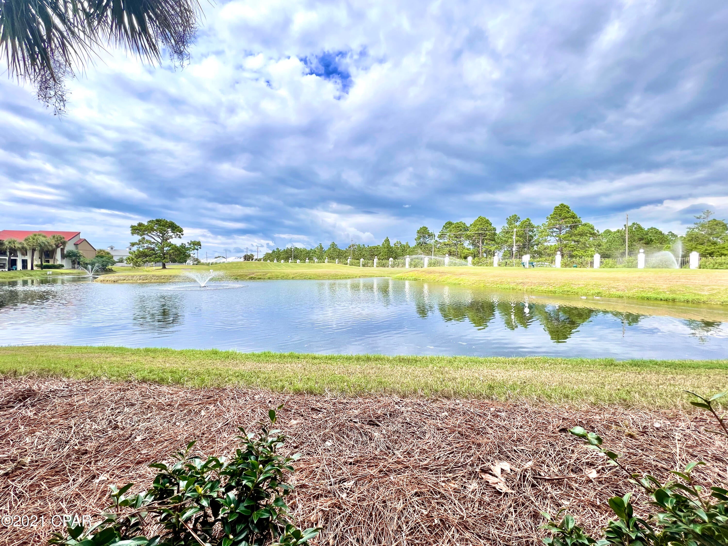 Edgewater Golf Villas V-A - Residential
