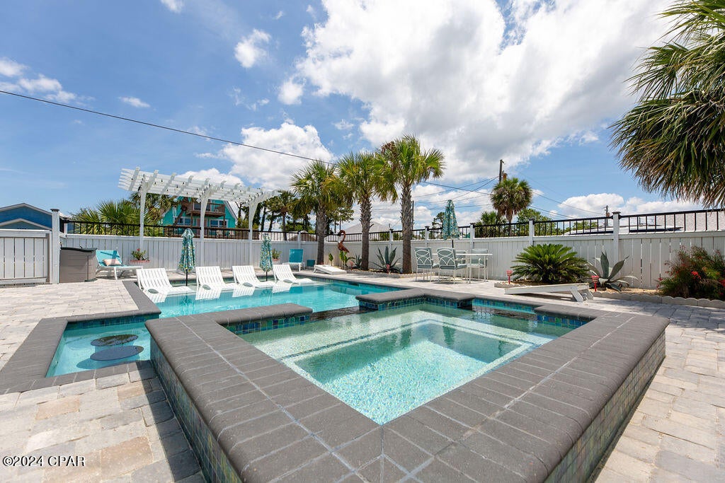 Holiday Beach Unit 14 - Residential