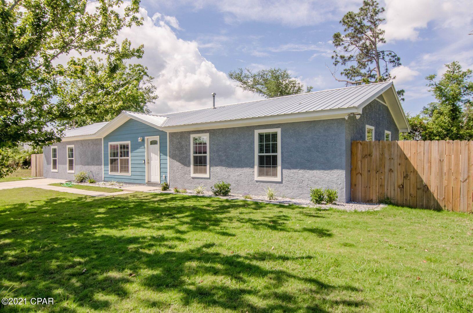 Venetian Villa 1st Add Replat - Residential
