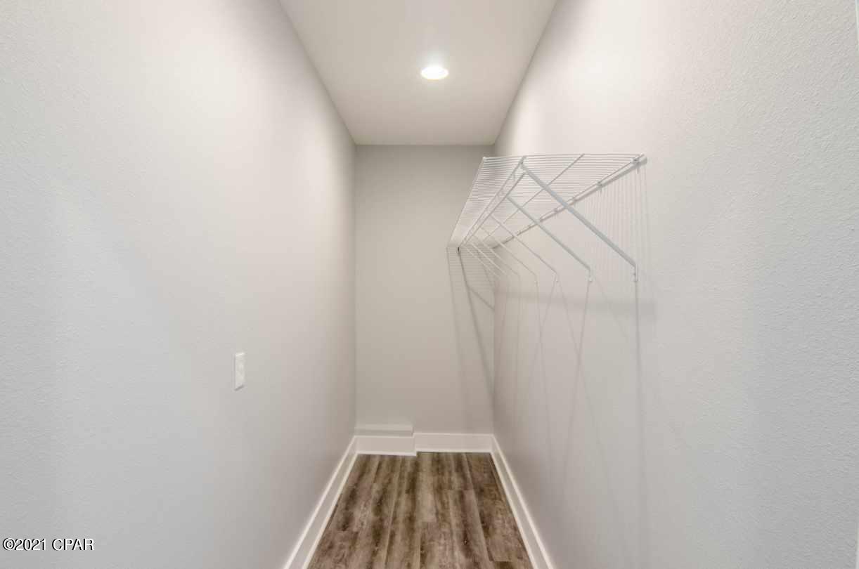Venetian Villa 1st Add Replat - Residential