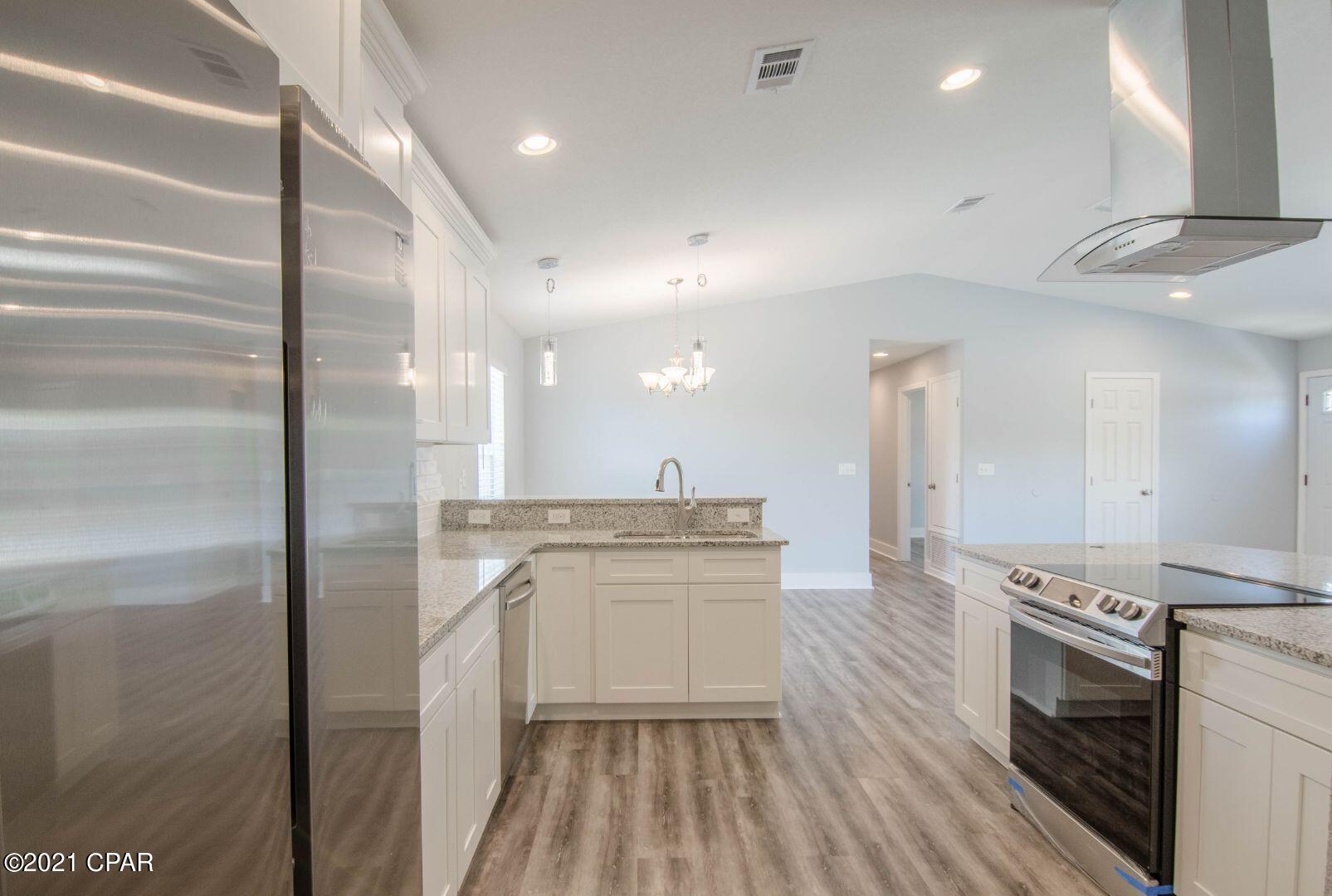 Venetian Villa 1st Add Replat - Residential