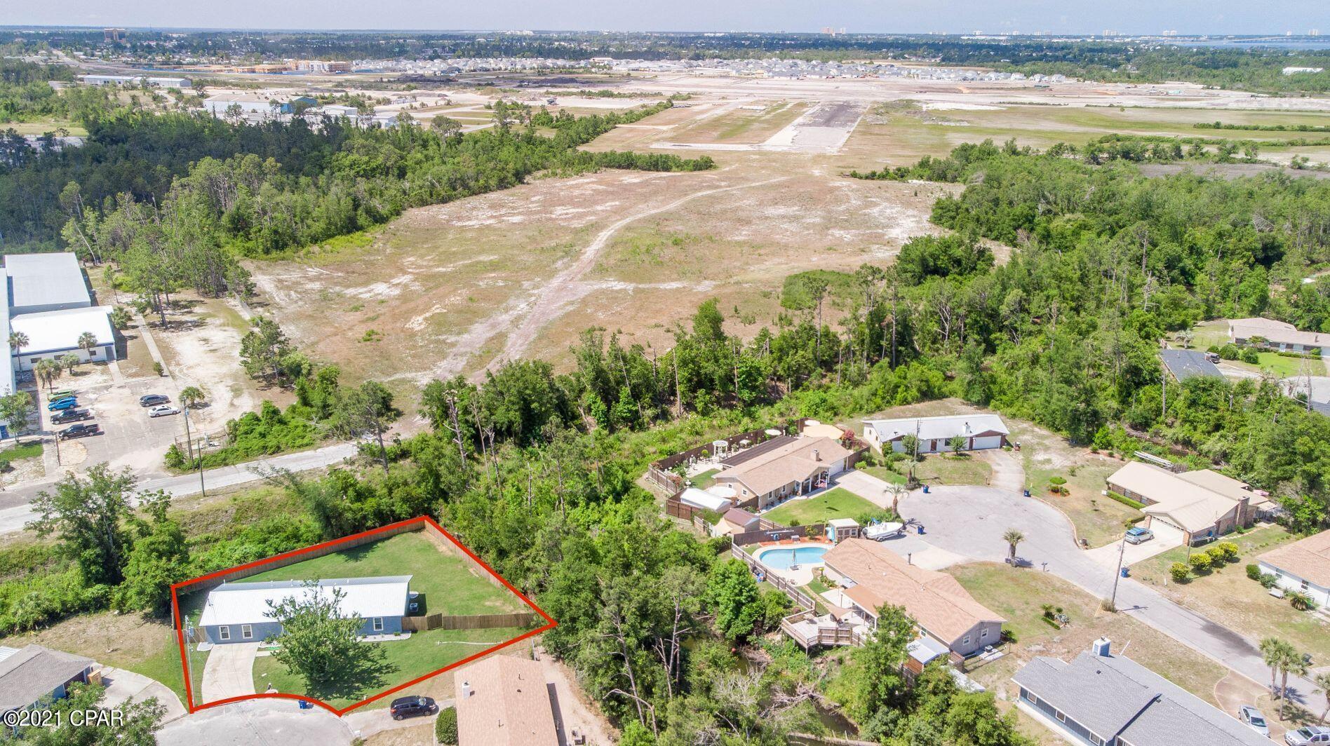 Venetian Villa 1st Add Replat - Residential
