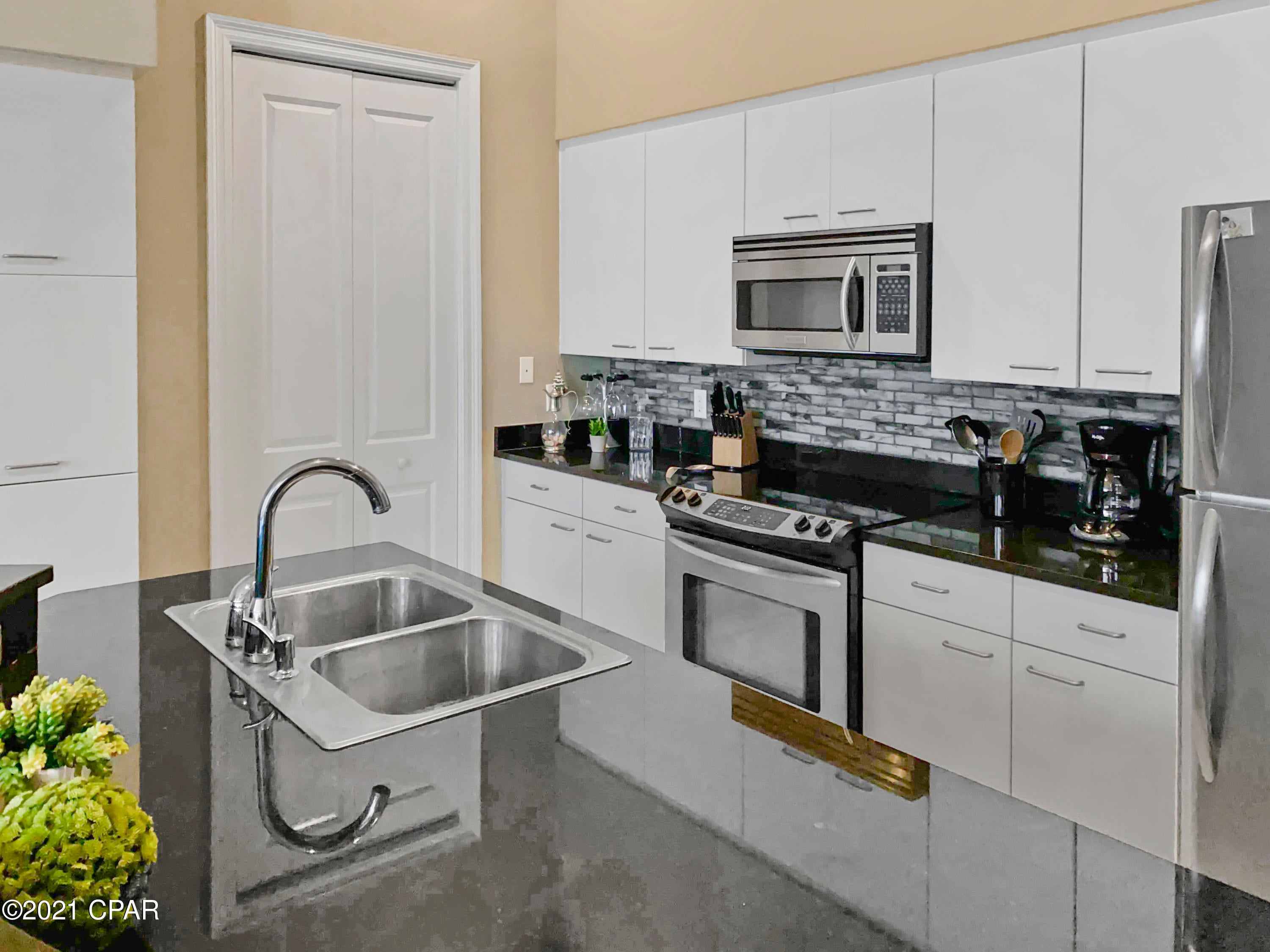Marina Landing - Residential