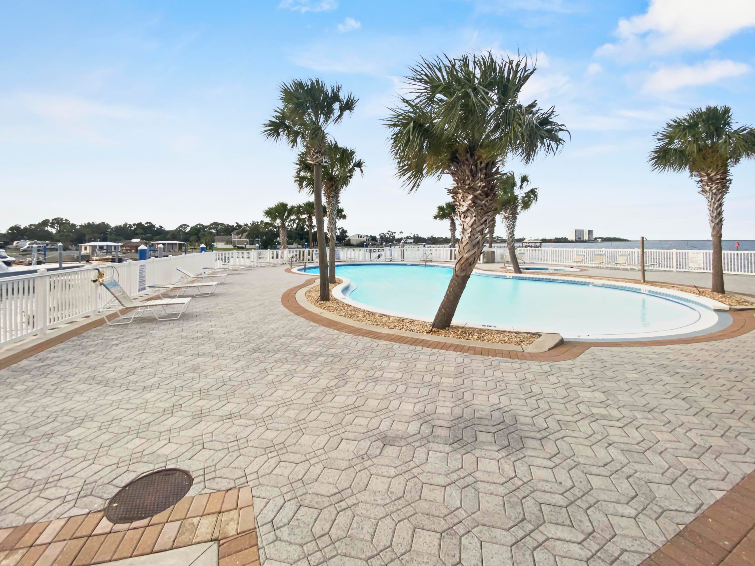 Marina Landing - Residential