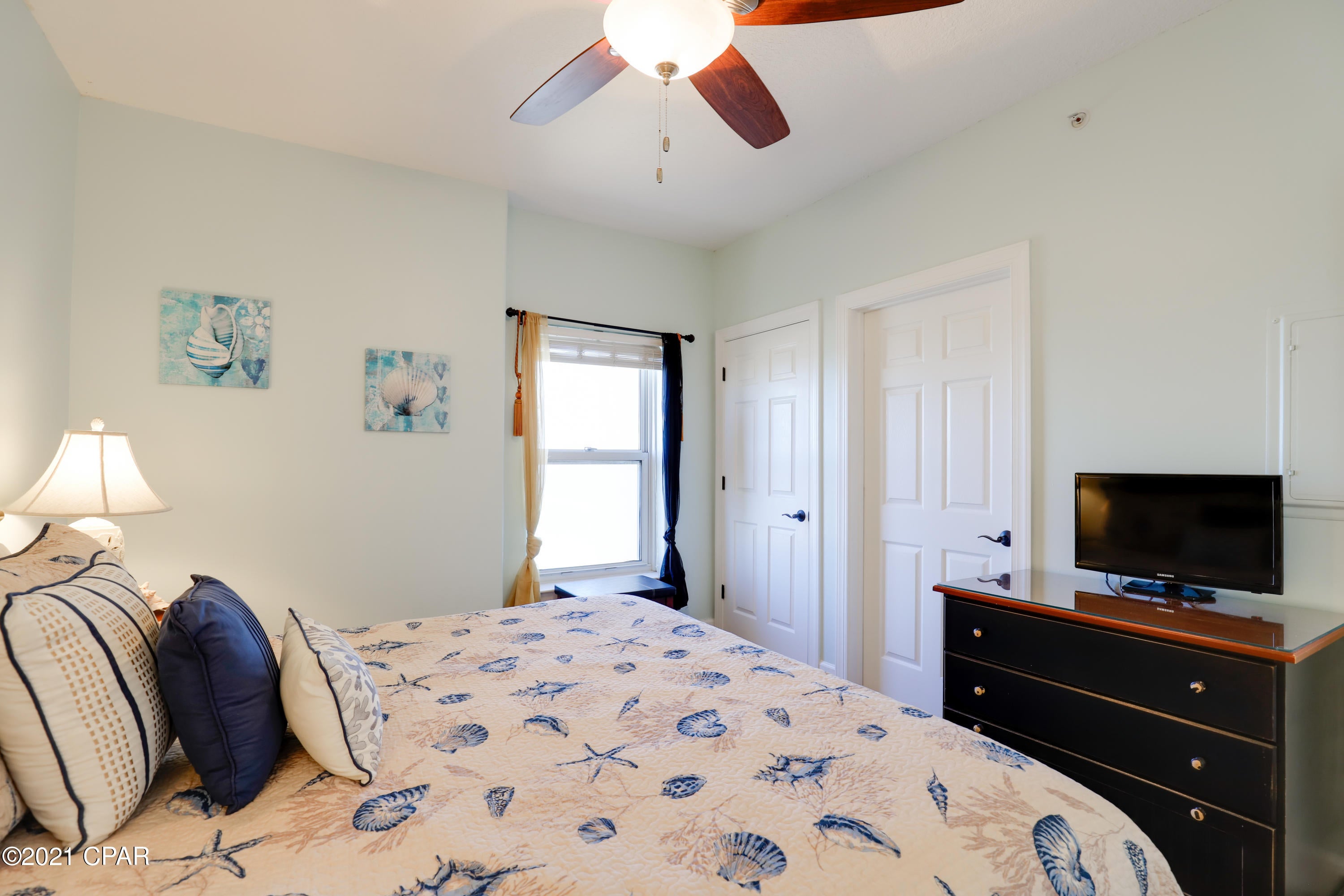 Emerald Isle - Residential