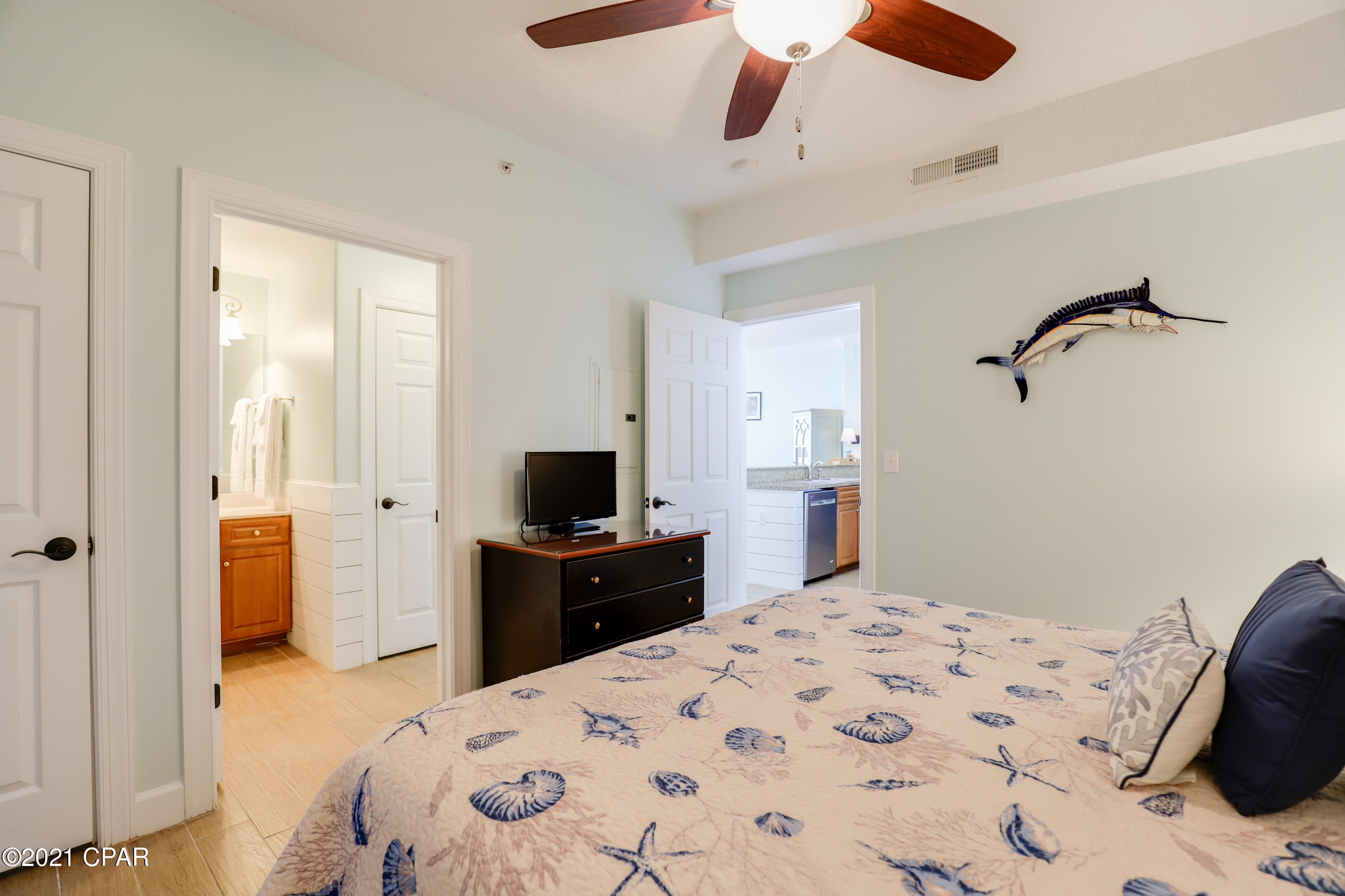 Emerald Isle - Residential