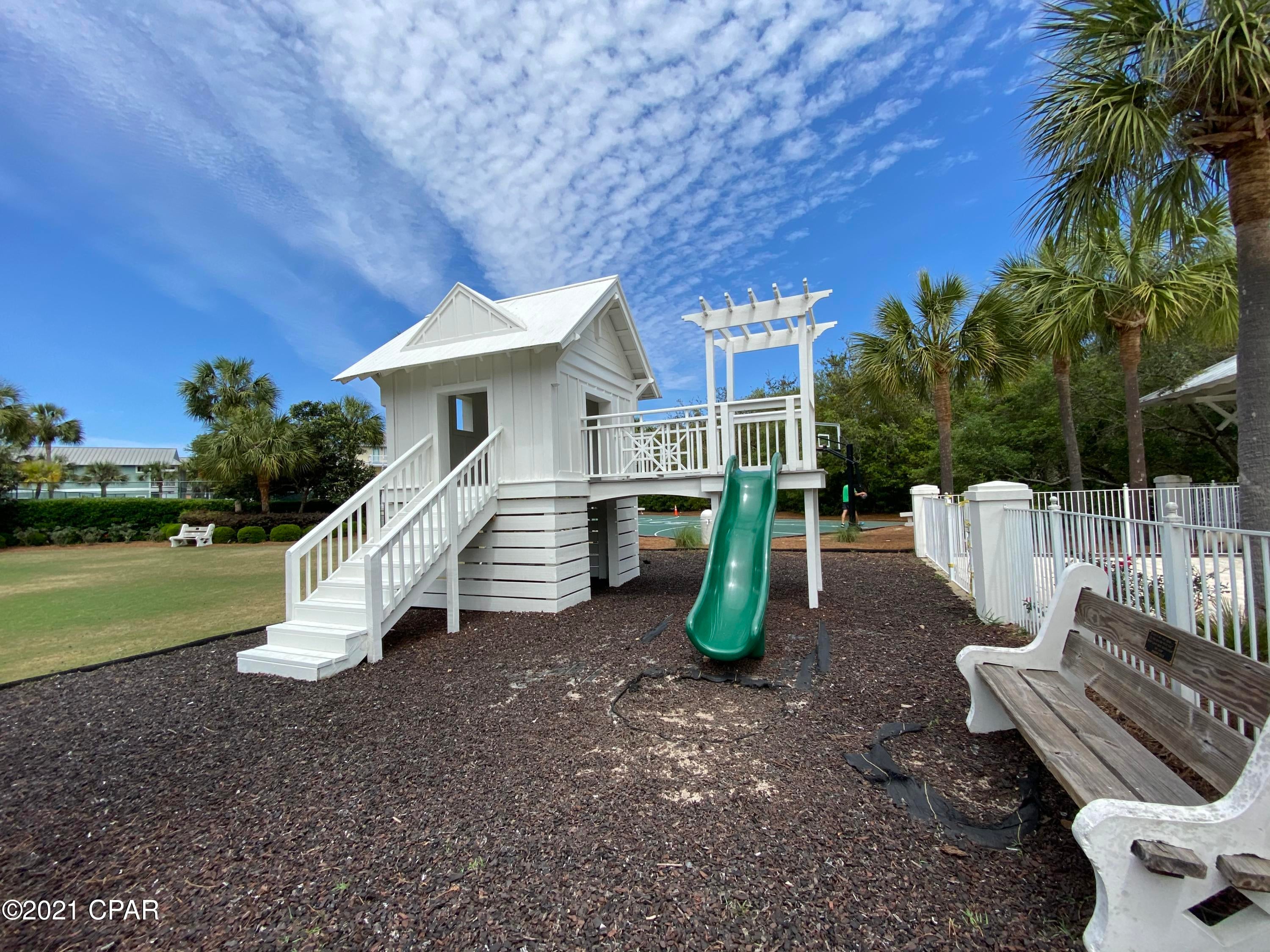Carillon Beach Inn - Residential