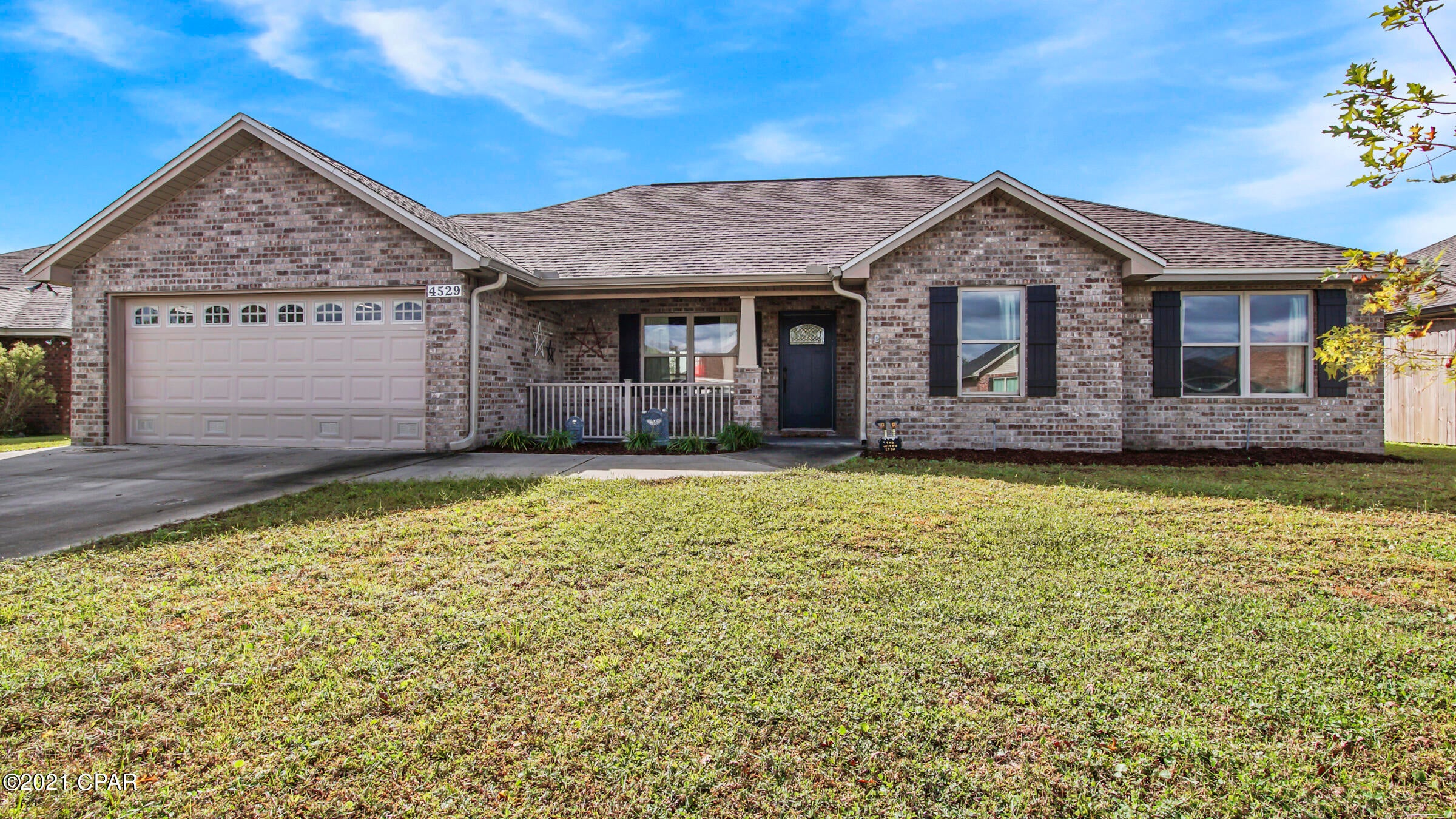 CURRENTLY UNDER CONTRACT, SELLER ACCEPTING BACKUP OFFERS. Absolutely stunning home in Bylsma Manor Estates. This newly remodeled 3 bedroom, 2 bath home is one you will not want to miss. Some of the amazing features to this house include: double trey ceilings, Kitchen breakfast bar, smart home lighting in kitchen, quartz countertops, stainless steel appliances, and fireplace. Enter into the large master bedroom and notice the trey ceiling, and master bathroom with Double vanity, bathtub, and separate walk-in shower. This place is the real deal! All measurements are approximate, please verify if important.