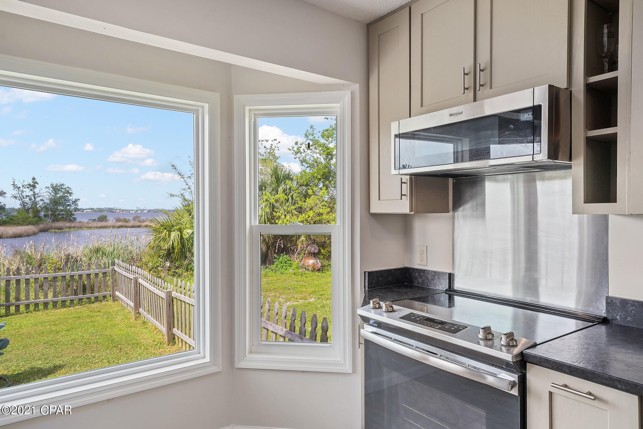 Country Club Harbour Estates - Residential