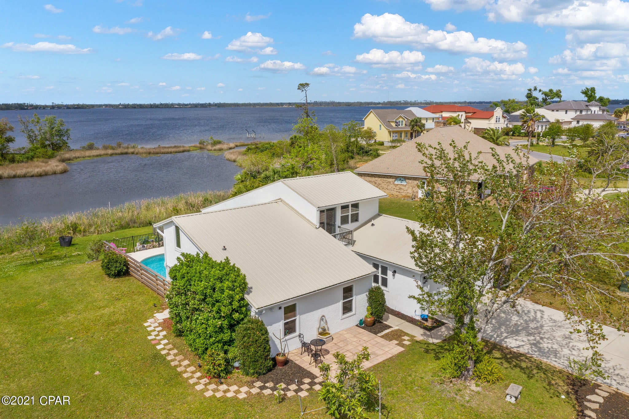 Country Club Harbour Estates - Residential