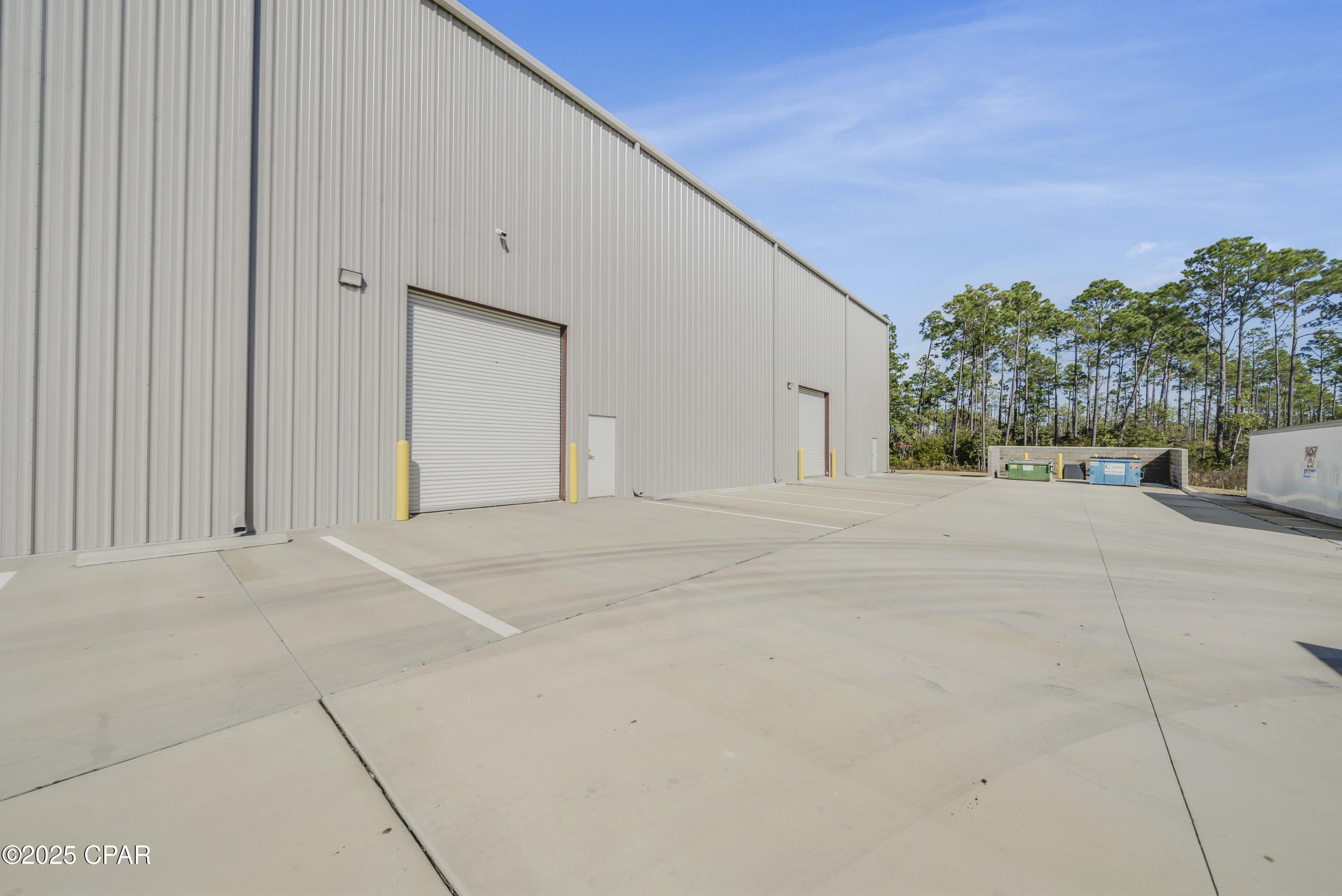 Beach Commerce Park - Commercial Sale