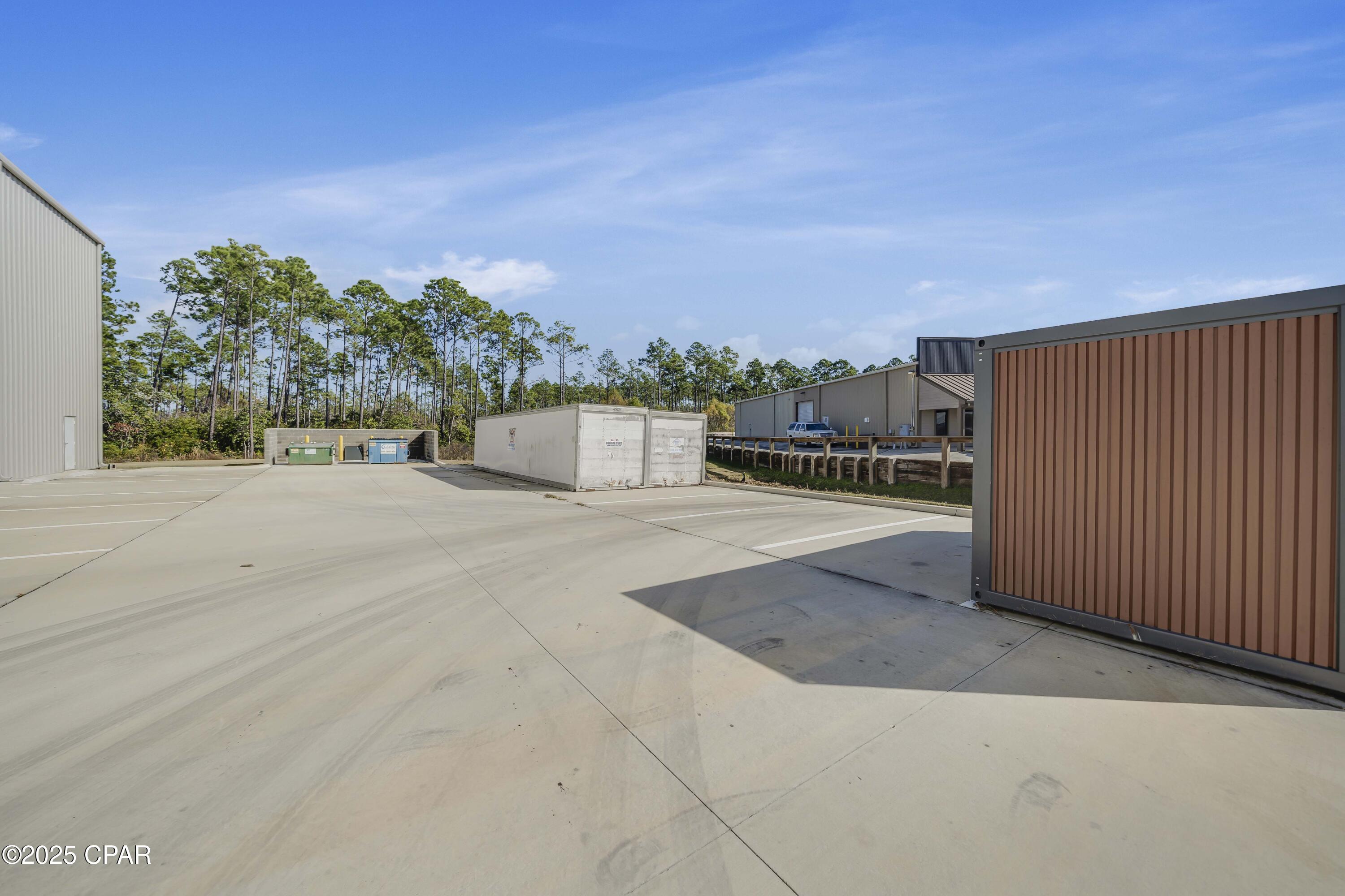 Beach Commerce Park - Commercial Sale