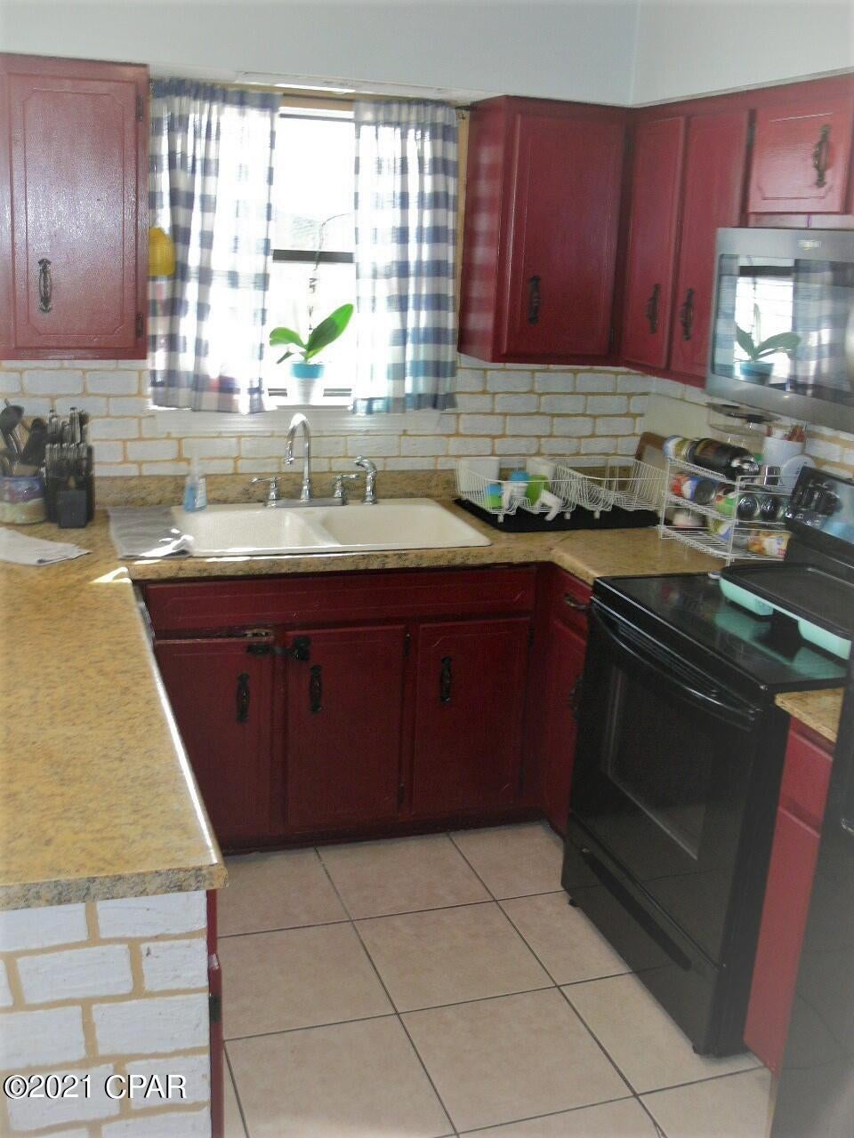 Spring Hill Estates - Residential