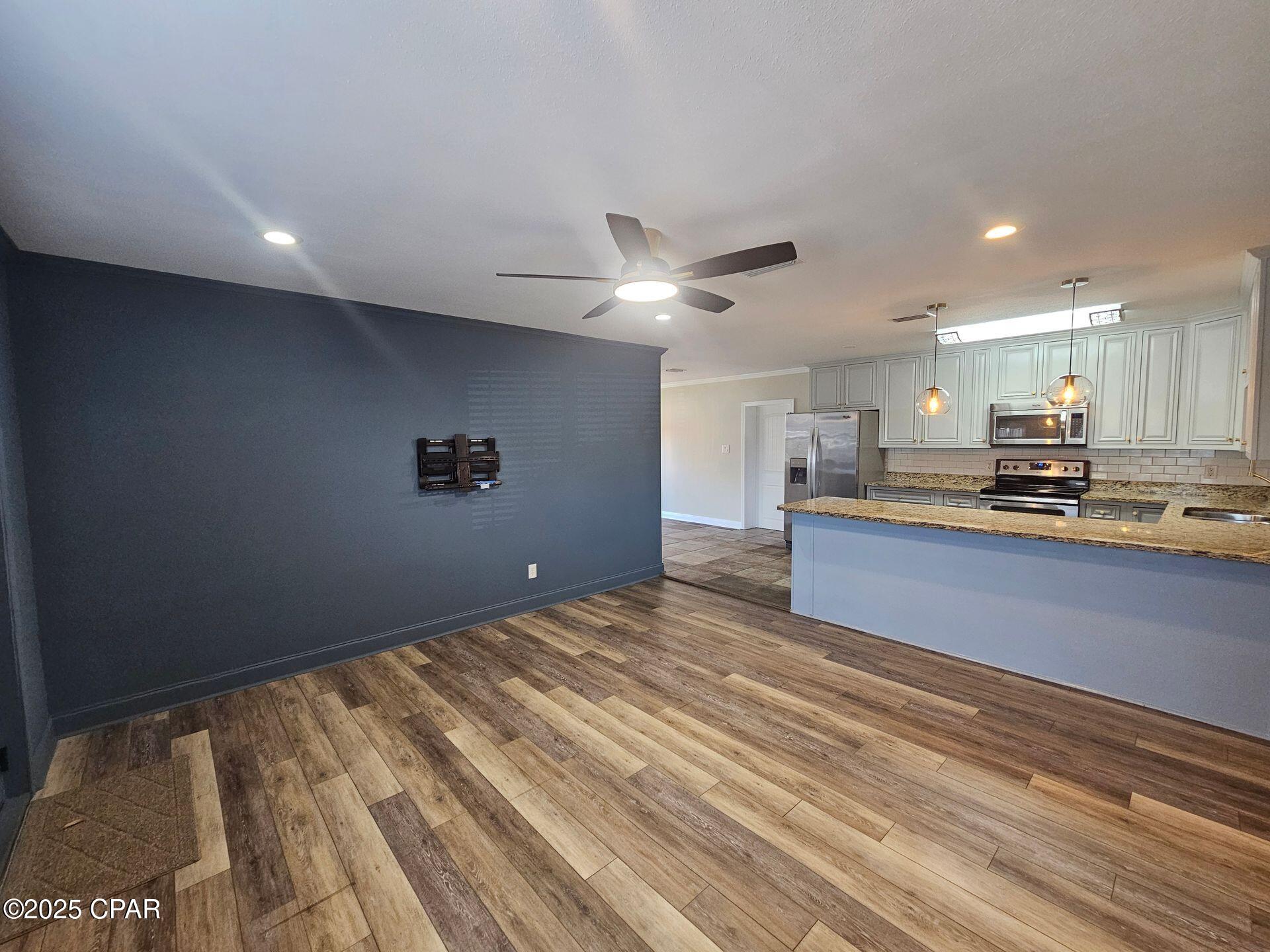 Cove Terrace - Residential Lease