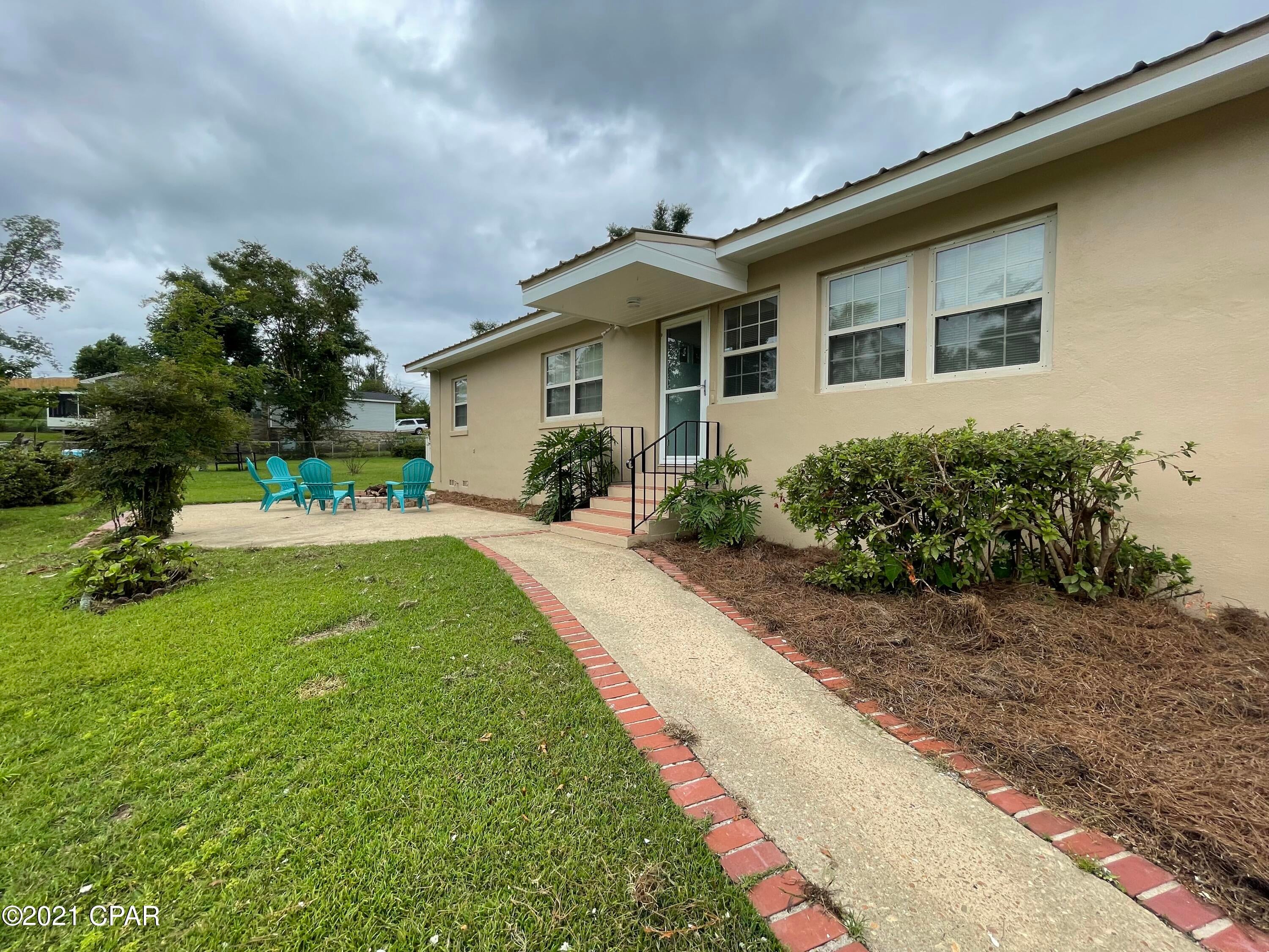 West Manor - Residential