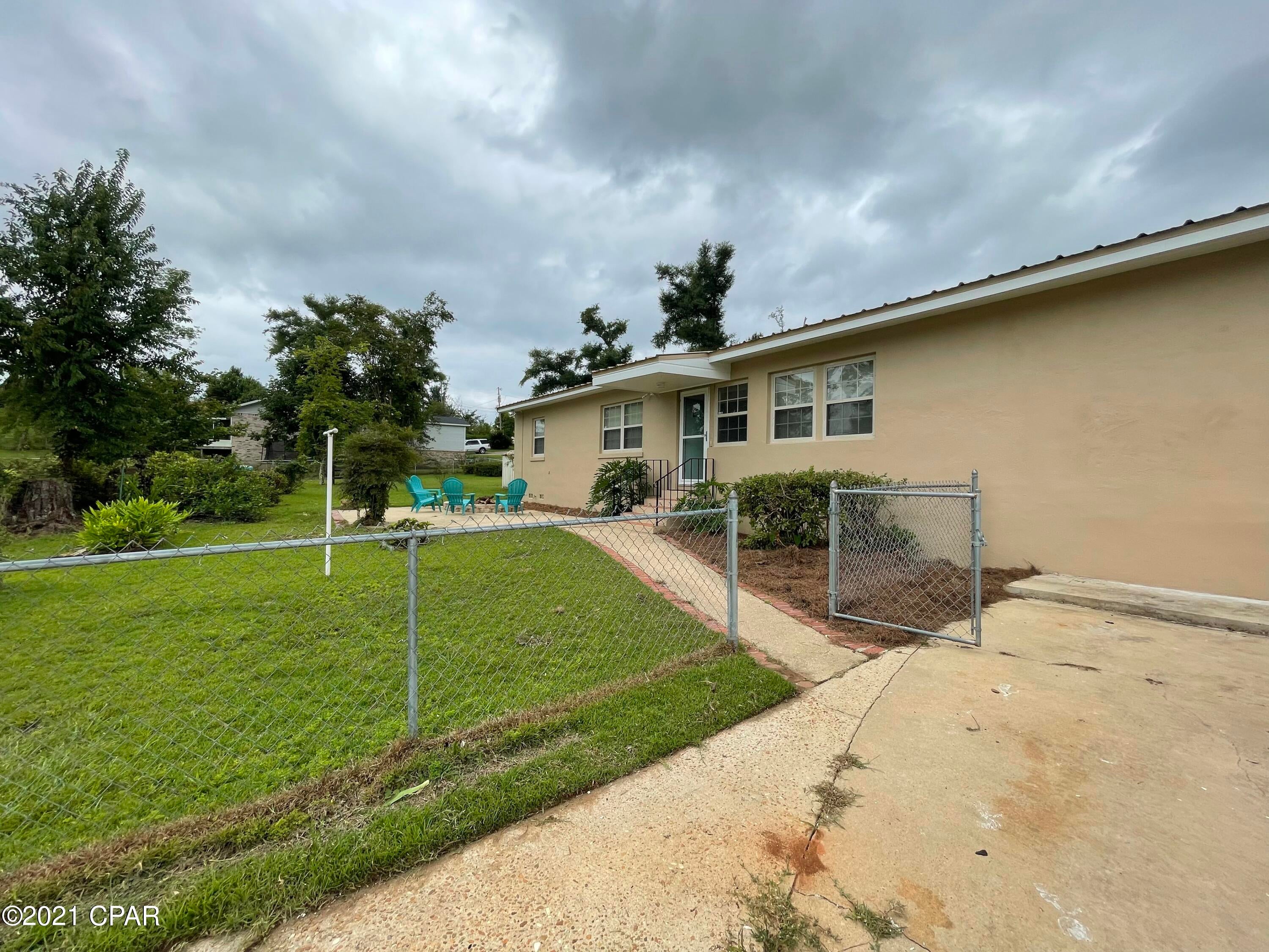 West Manor - Residential