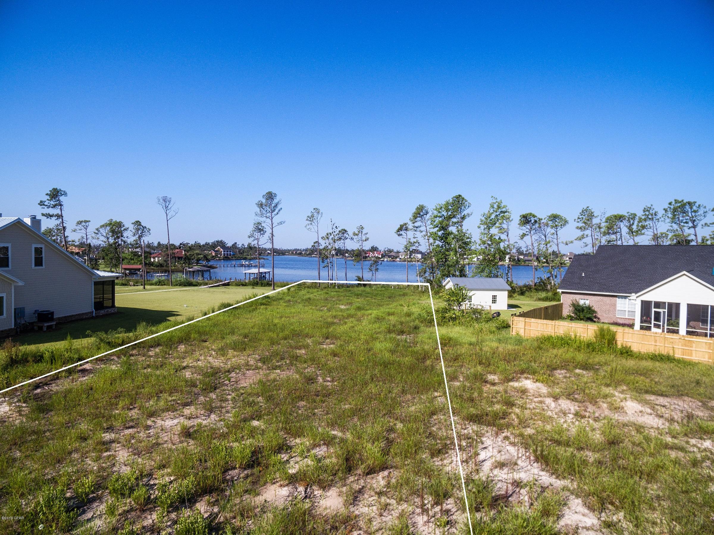 College Point 1st Add - Land