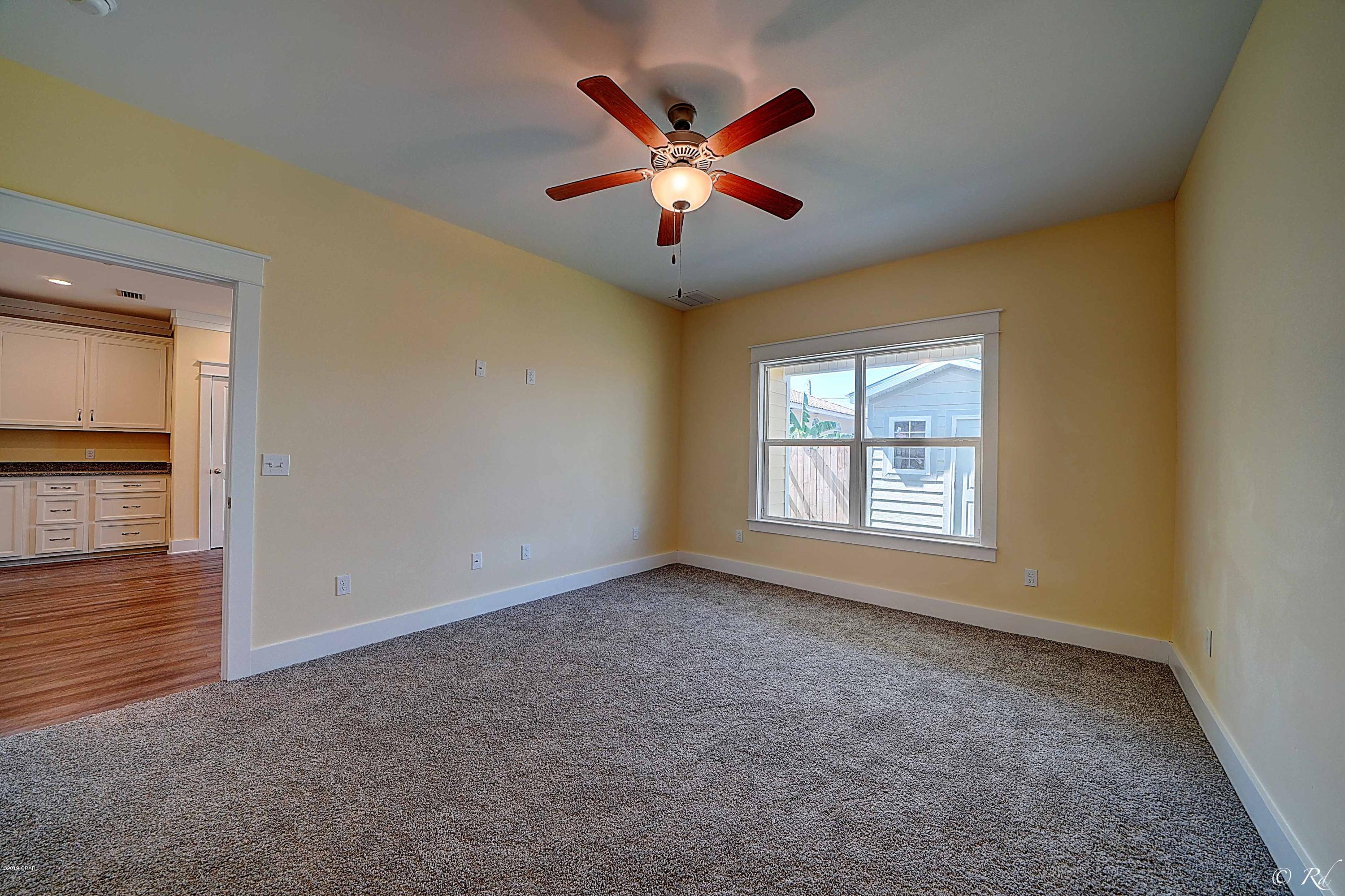 Osprey Pointe at Powell - Residential