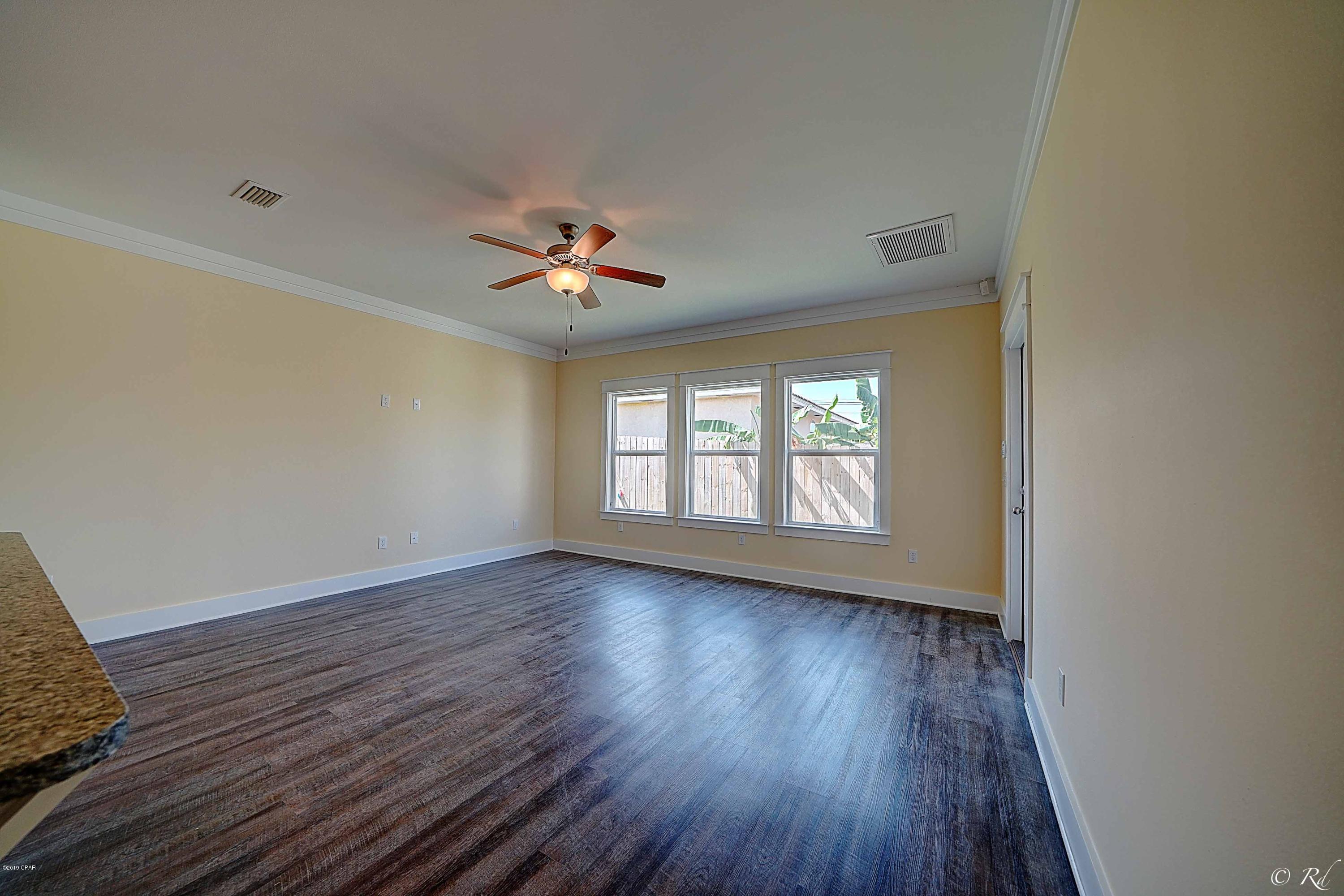 Osprey Pointe at Powell - Residential