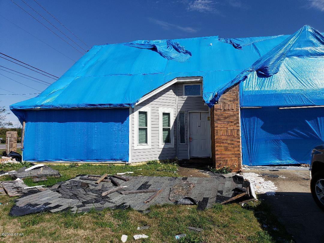 SEVERELY DAMAGED......large home in Callaway with a pool. Great area to rebuild!!! ALL SIZES AND INFO ARE ESTIMATES....BUYER TO VERIFY IF IMPORTANT.
