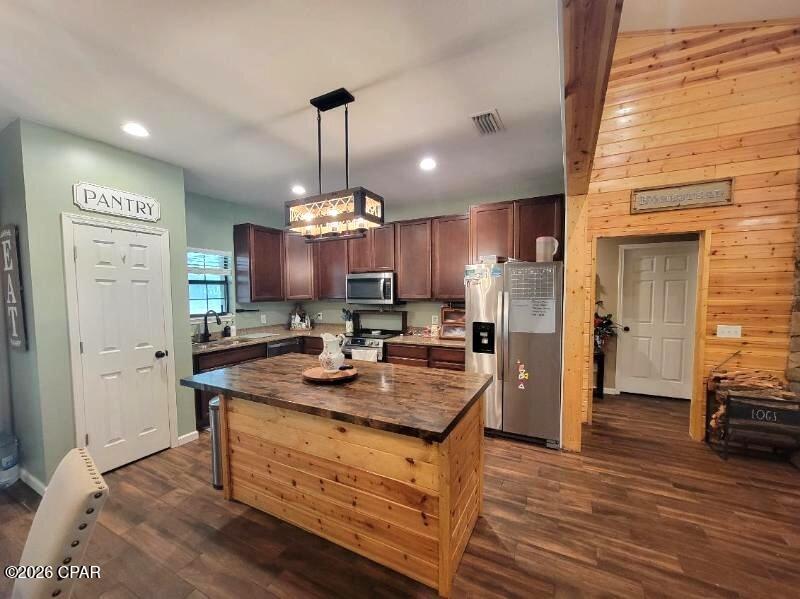 Sunset Pines - Residential