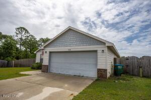Beautiful 3 bedroom 2 bathroom 1610sqft home, located in east Navarre. Located near Hurlburt field Air Force Base. Home features hardwood and tile floors in living areas and kitchen with carpeted bedrooms. Stainless Steal Appliances. Covered patio with fully fenced backyard with full sprinkler system and timer. Please contact agent for showing as home is still occupied by tenants.