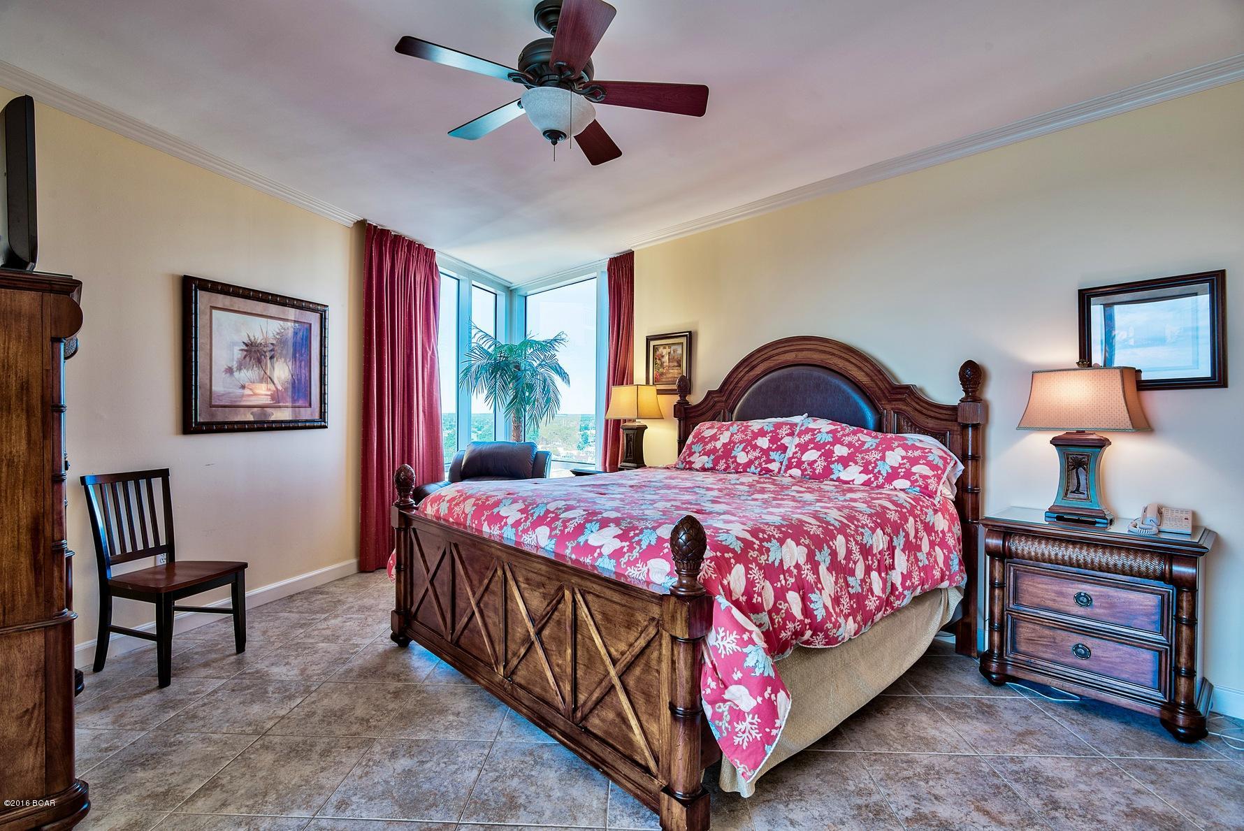 Splash Condo - Residential