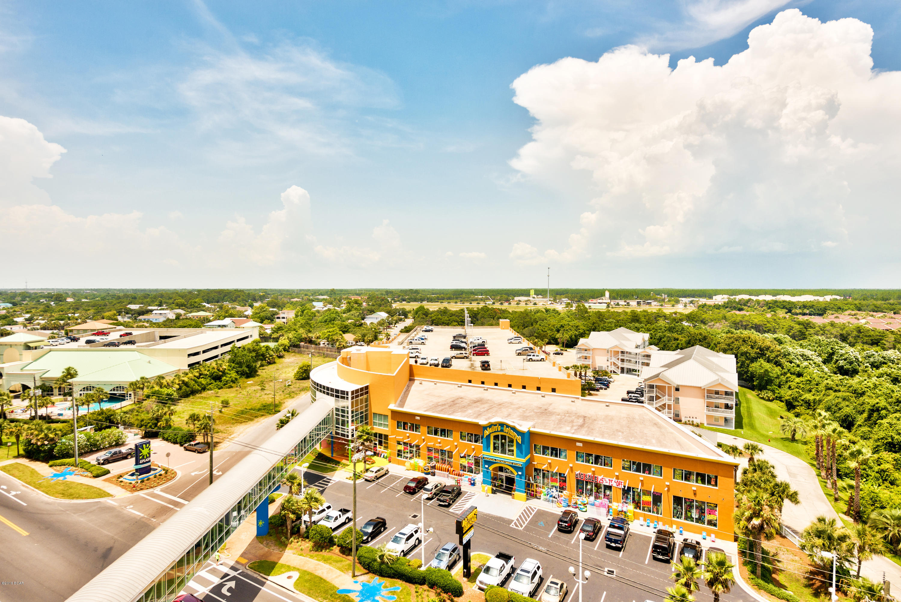 Splash Condo - Residential