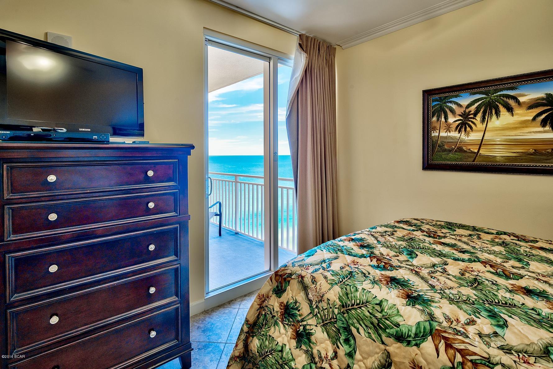 Splash Condo - Residential
