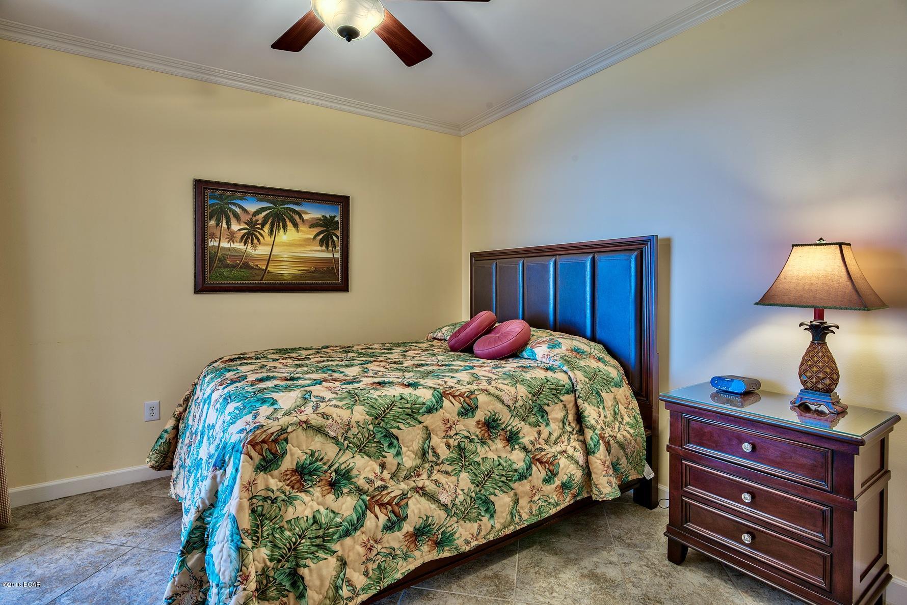 Splash Condo - Residential