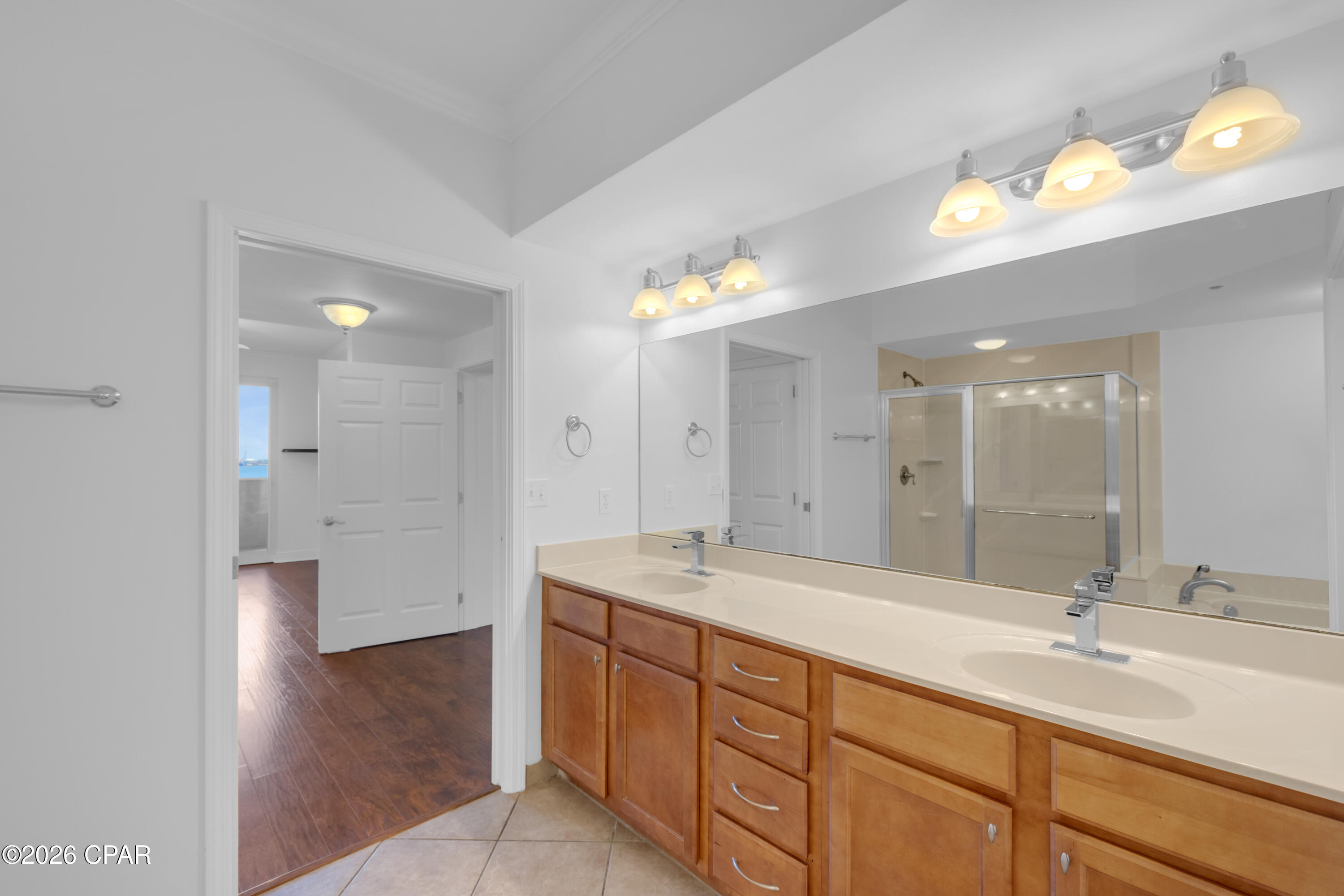Magnolia Bay Club - Residential