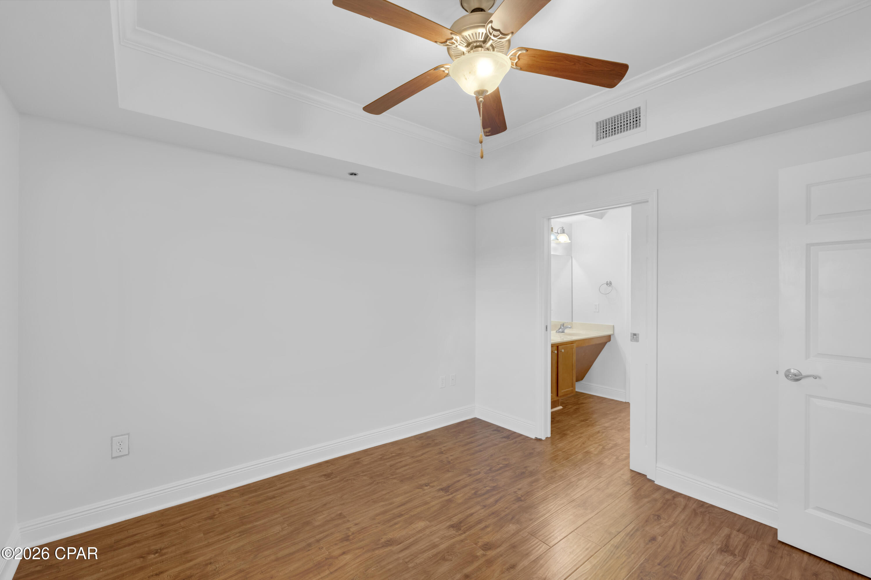 Magnolia Bay Club - Residential