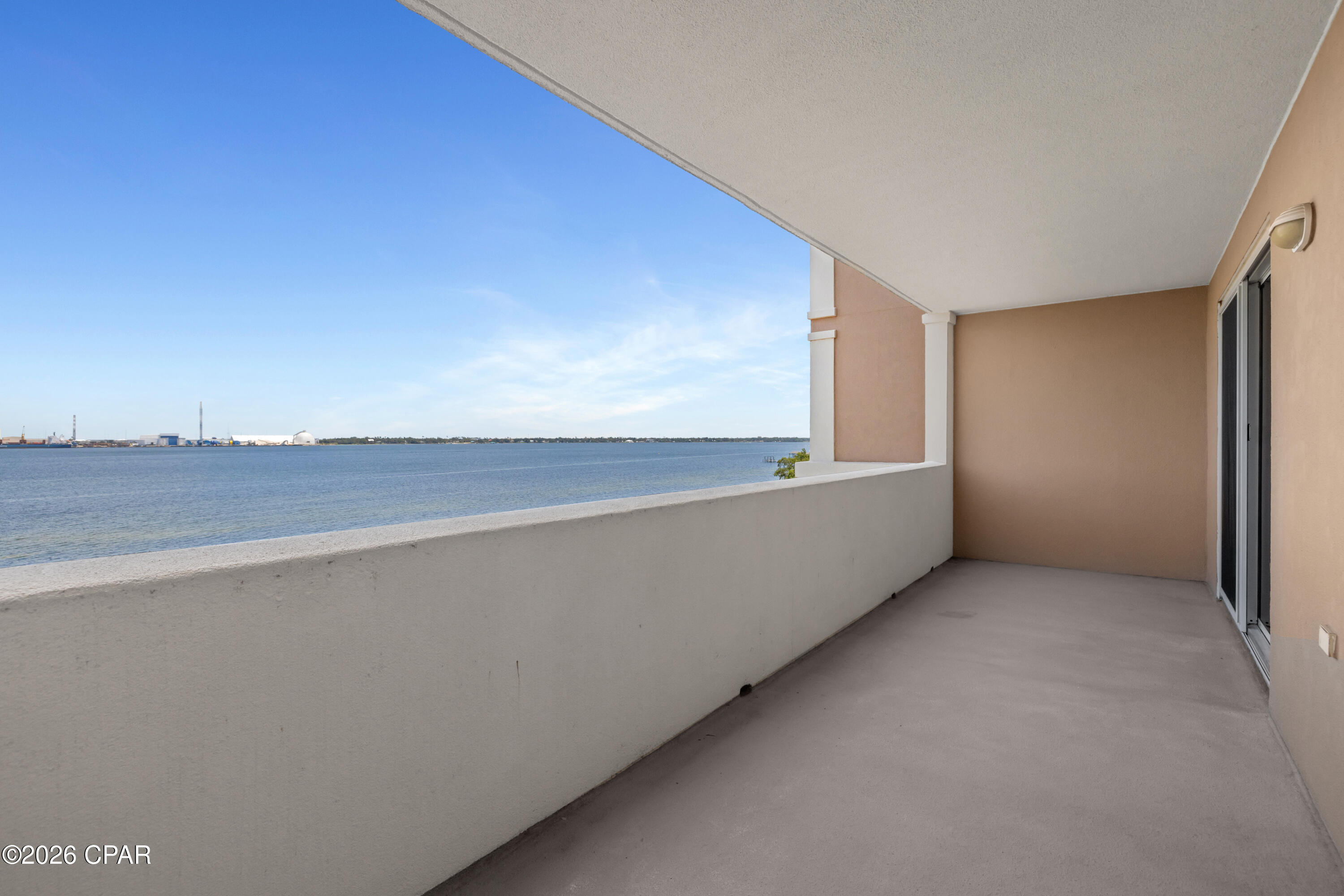 Magnolia Bay Club - Residential