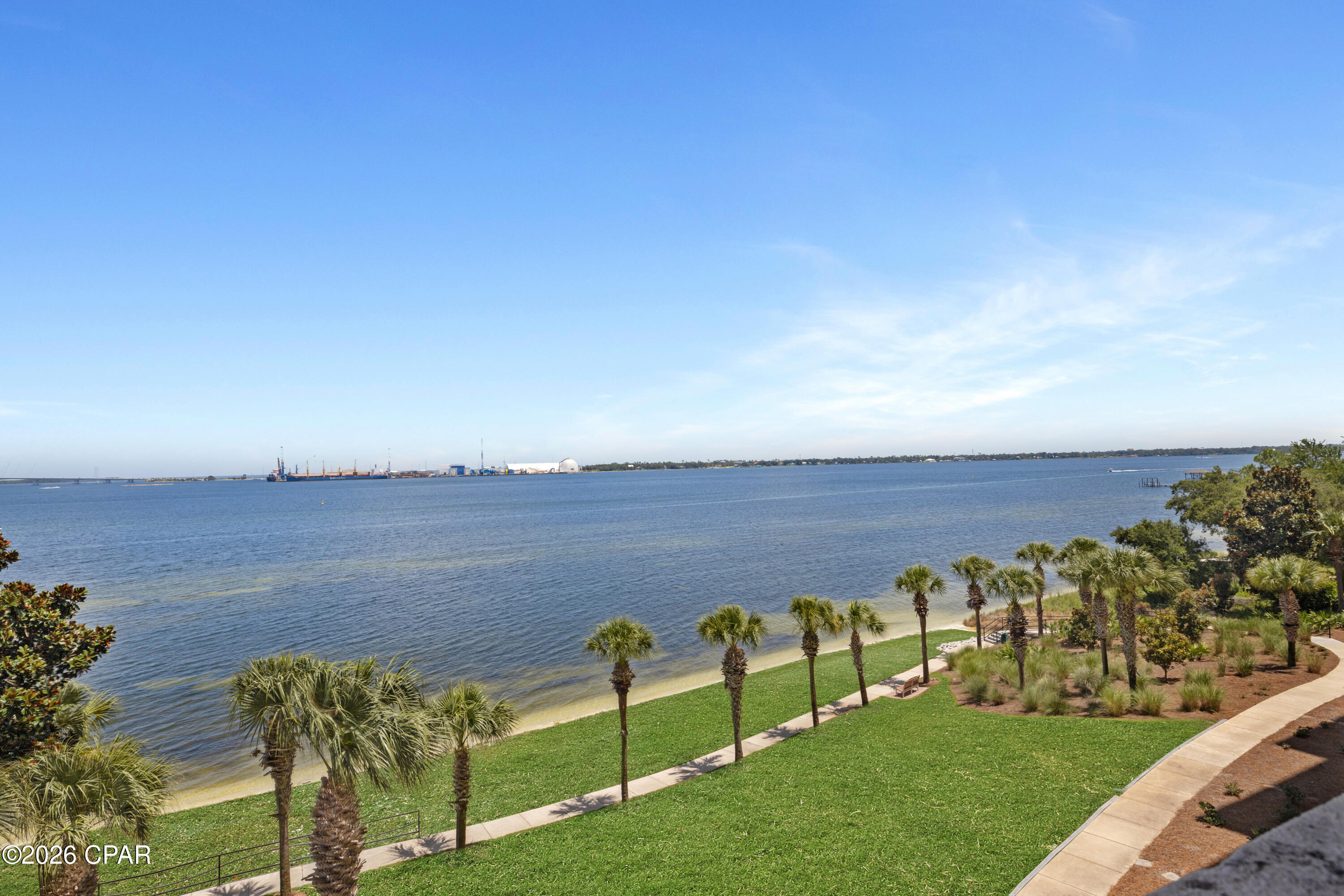 Magnolia Bay Club - Residential