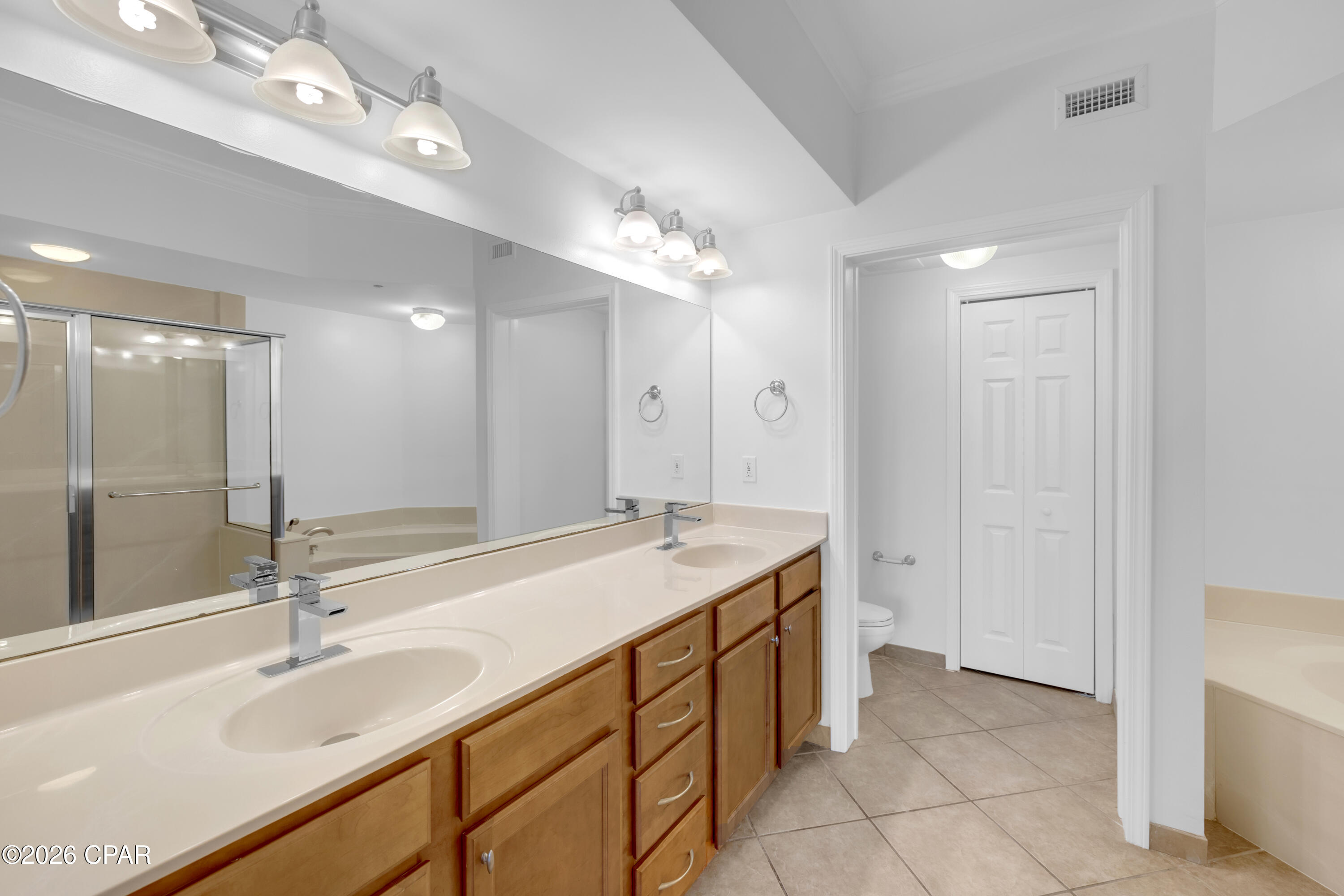 Magnolia Bay Club - Residential