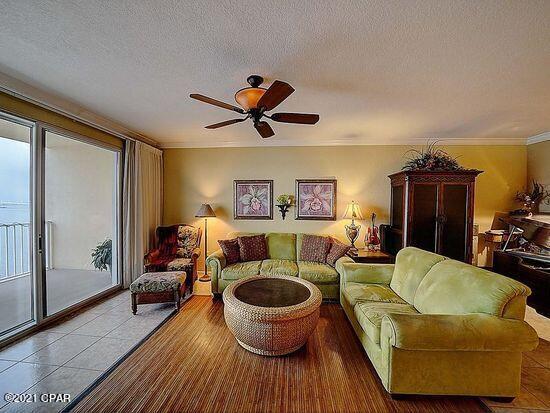 Hibiscus By The Bay - Residential