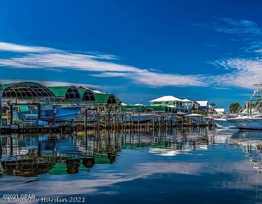 Hibiscus By The Bay - Residential