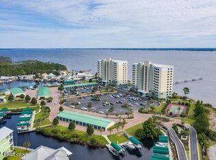 Hibiscus By The Bay - Residential
