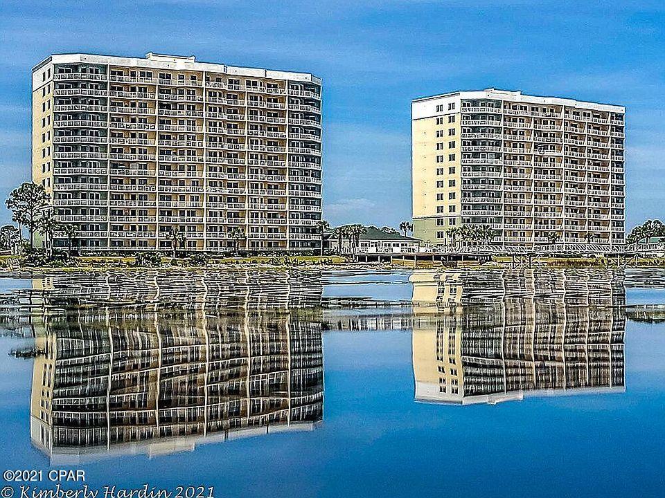 Hibiscus By The Bay - Residential