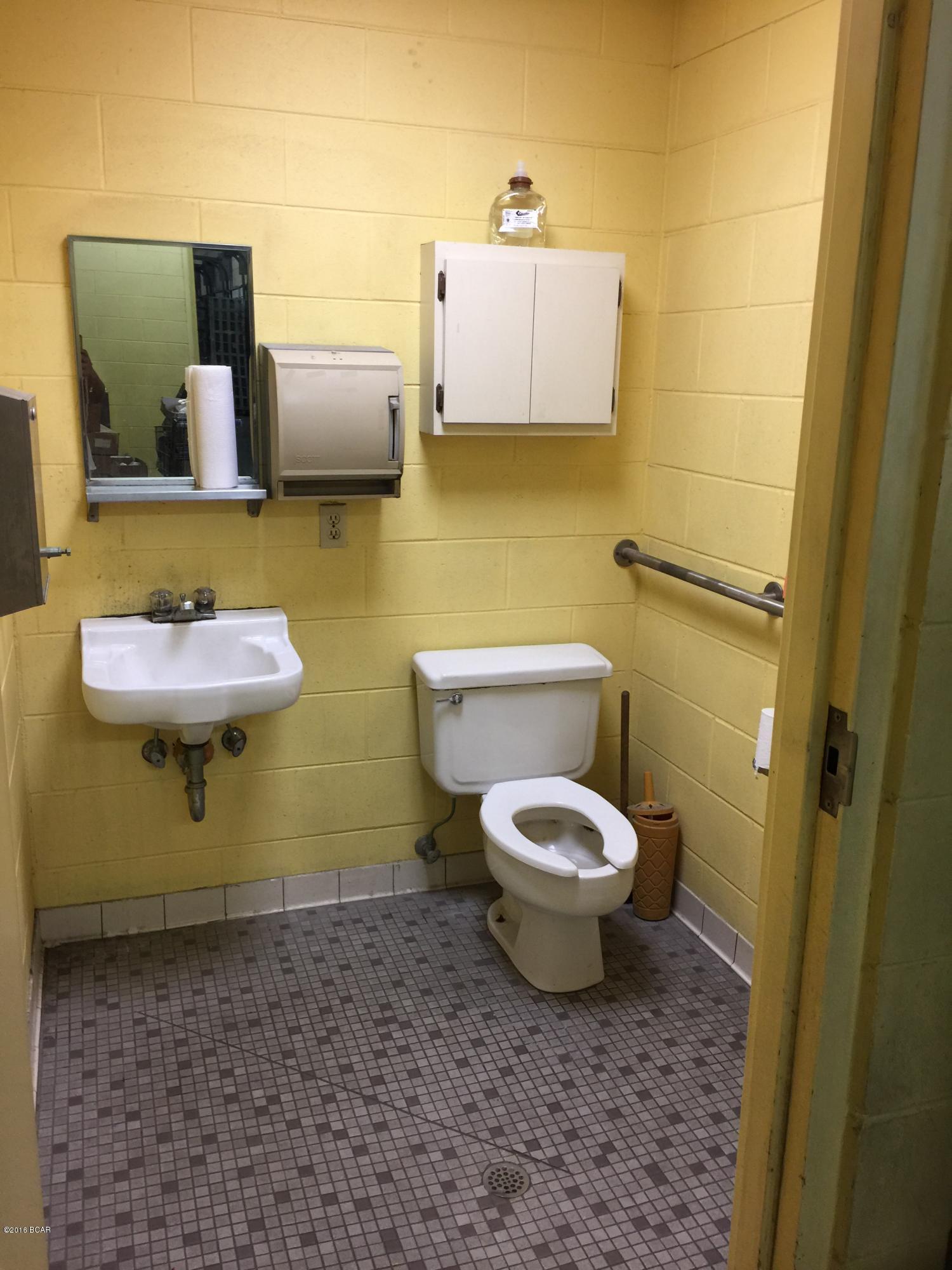 [No Recorded Subdiv] - Commercial Lease