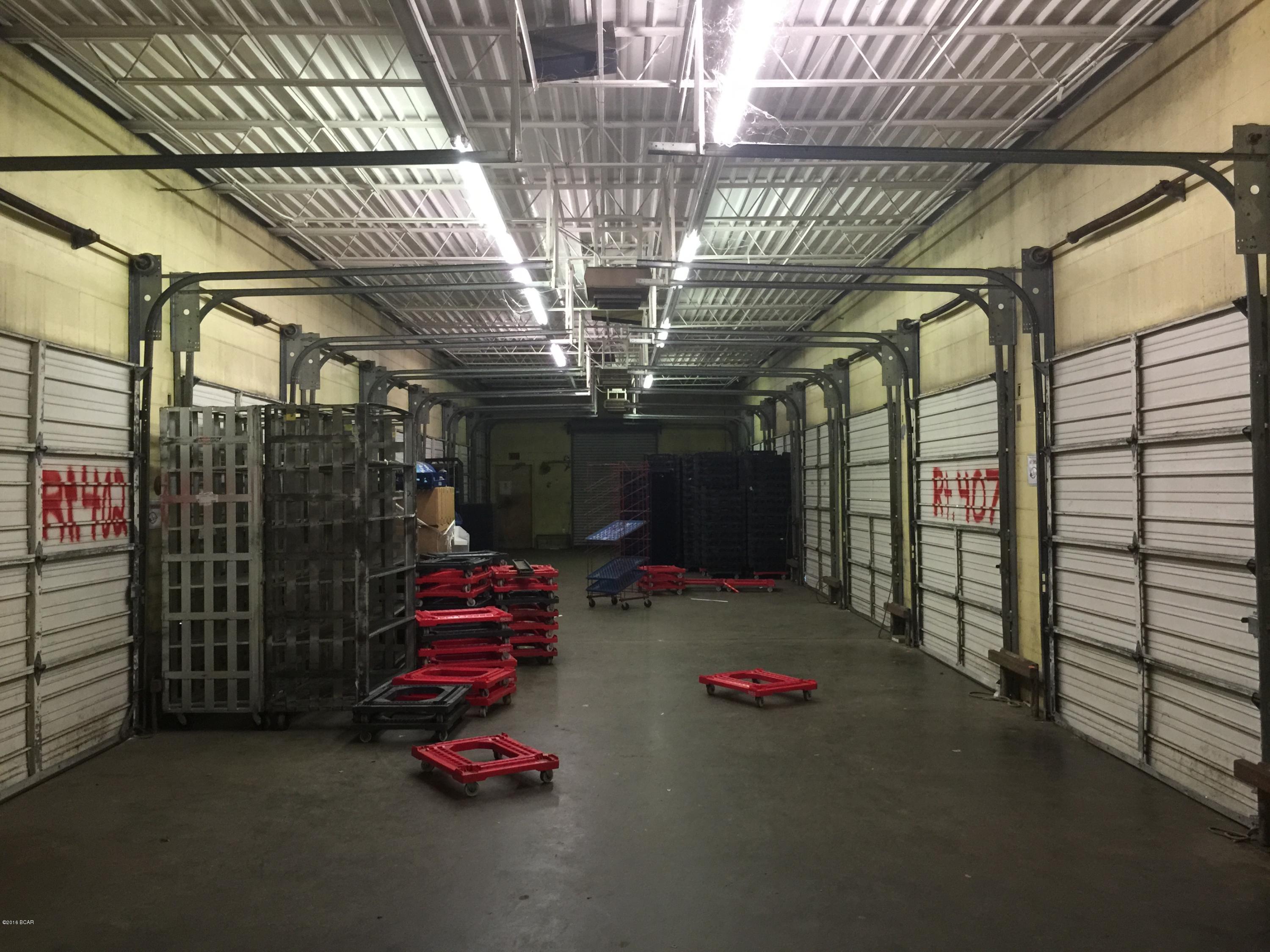 [No Recorded Subdiv] - Commercial Lease
