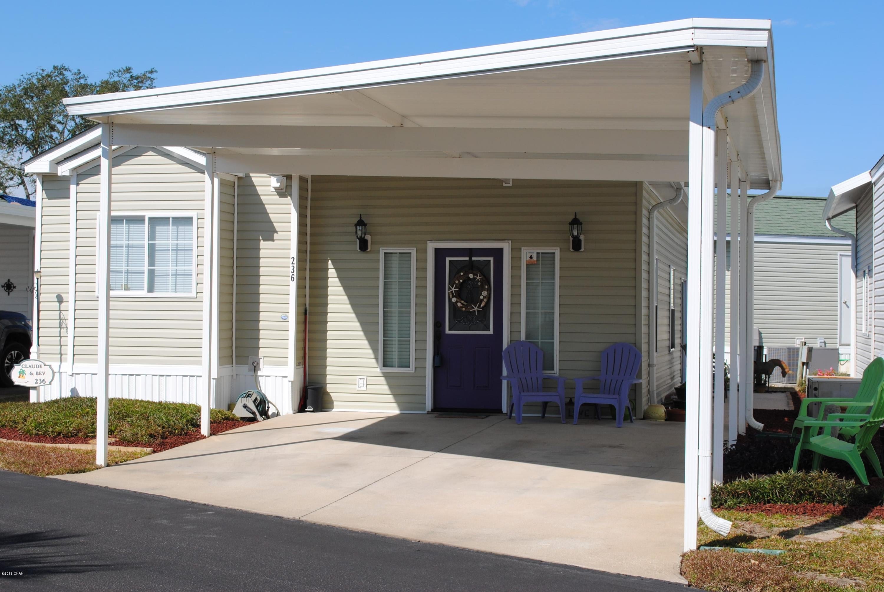 Emerald Pointe Resort - Residential