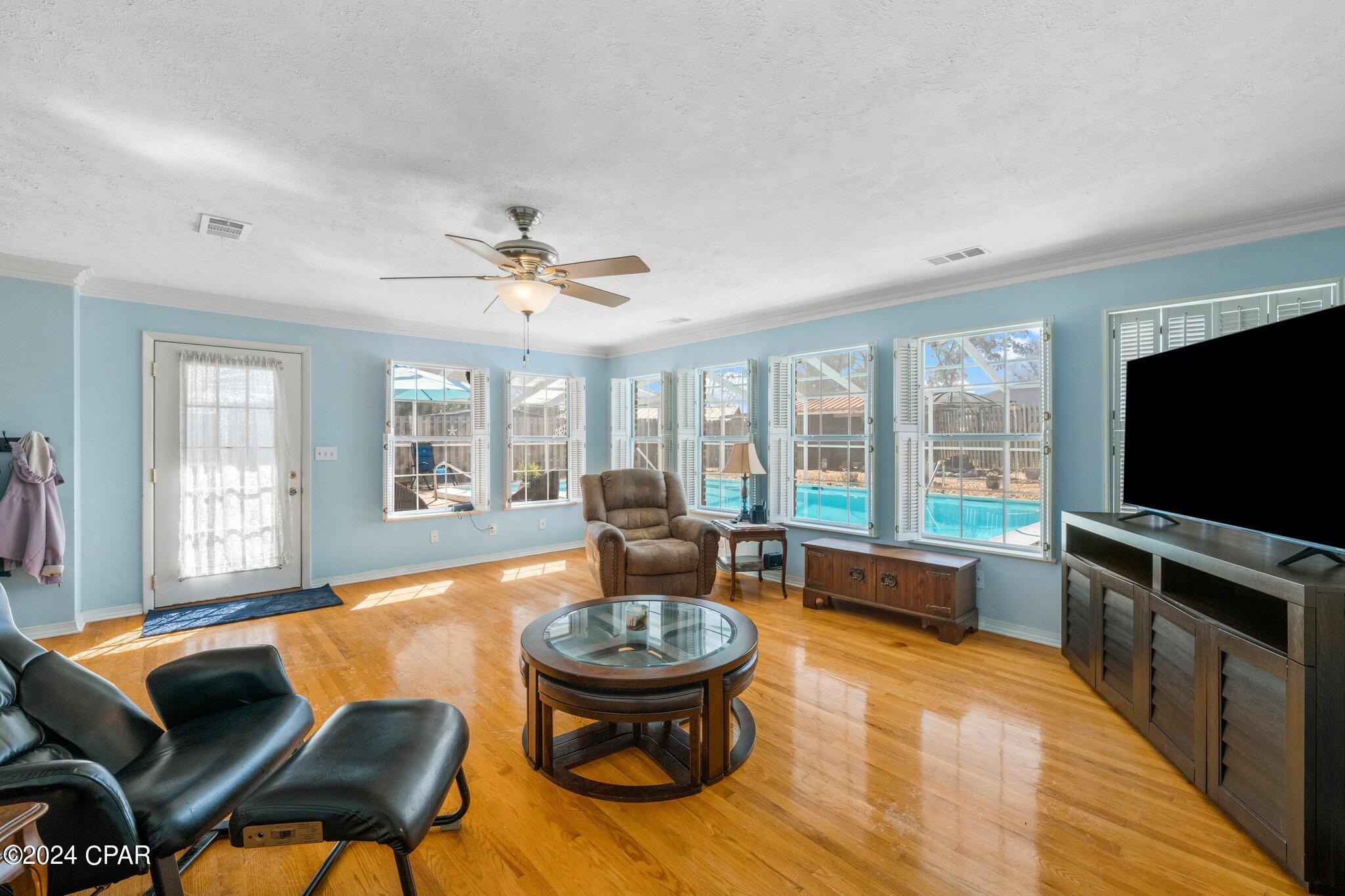 Huntingdon Estates U-1 - Residential