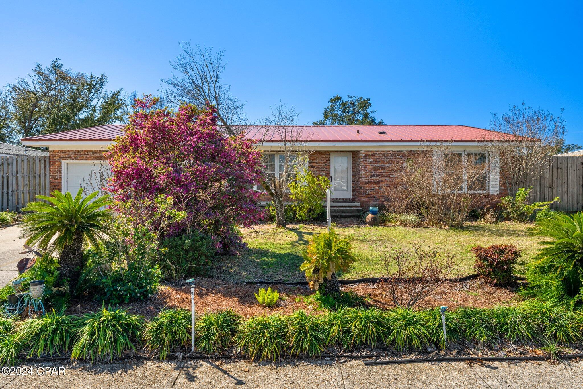 Huntingdon Estates U-1 - Residential