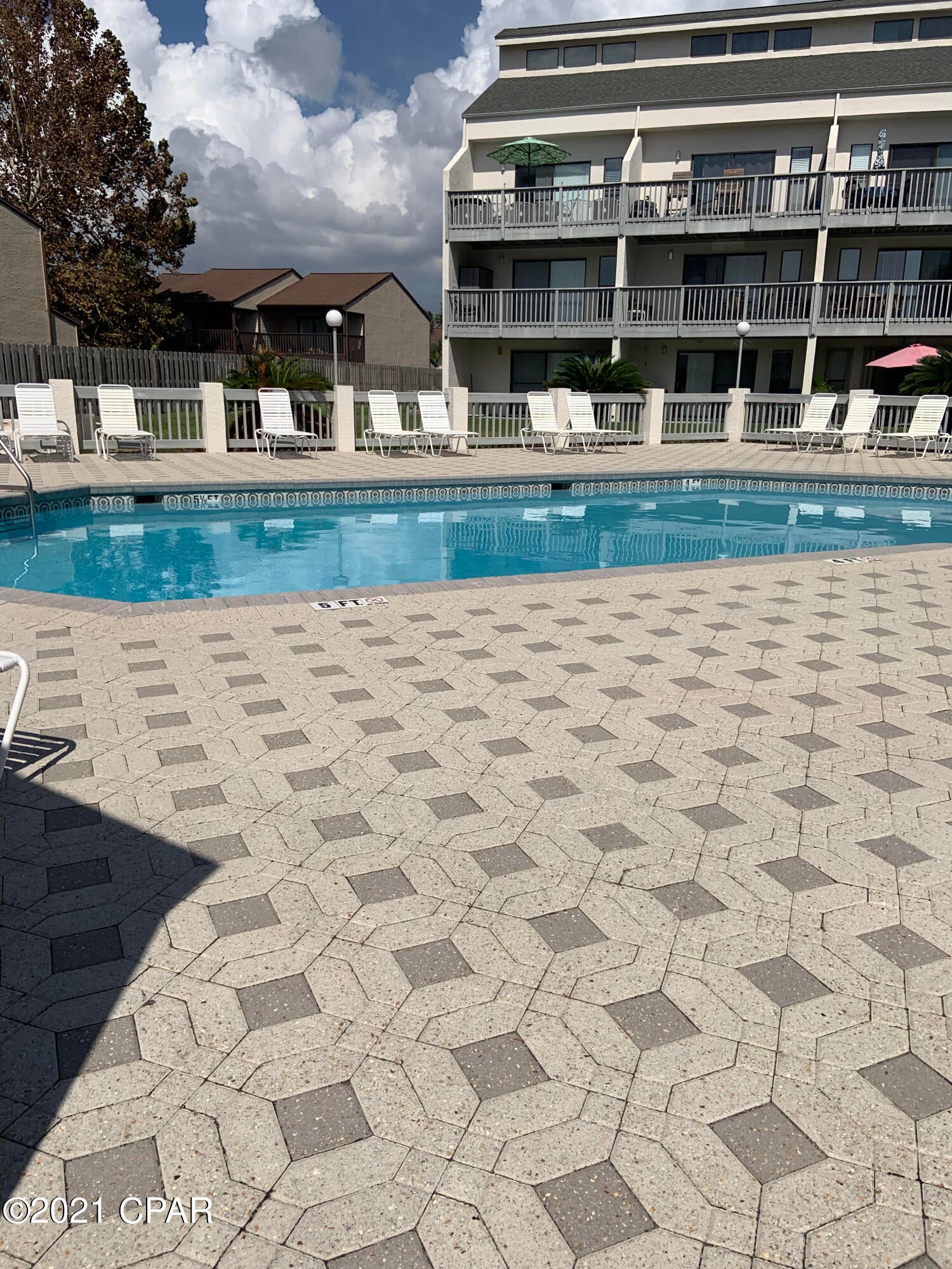 Endless Summer I - Residential