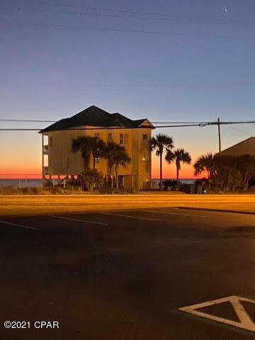 Endless Summer I - Residential