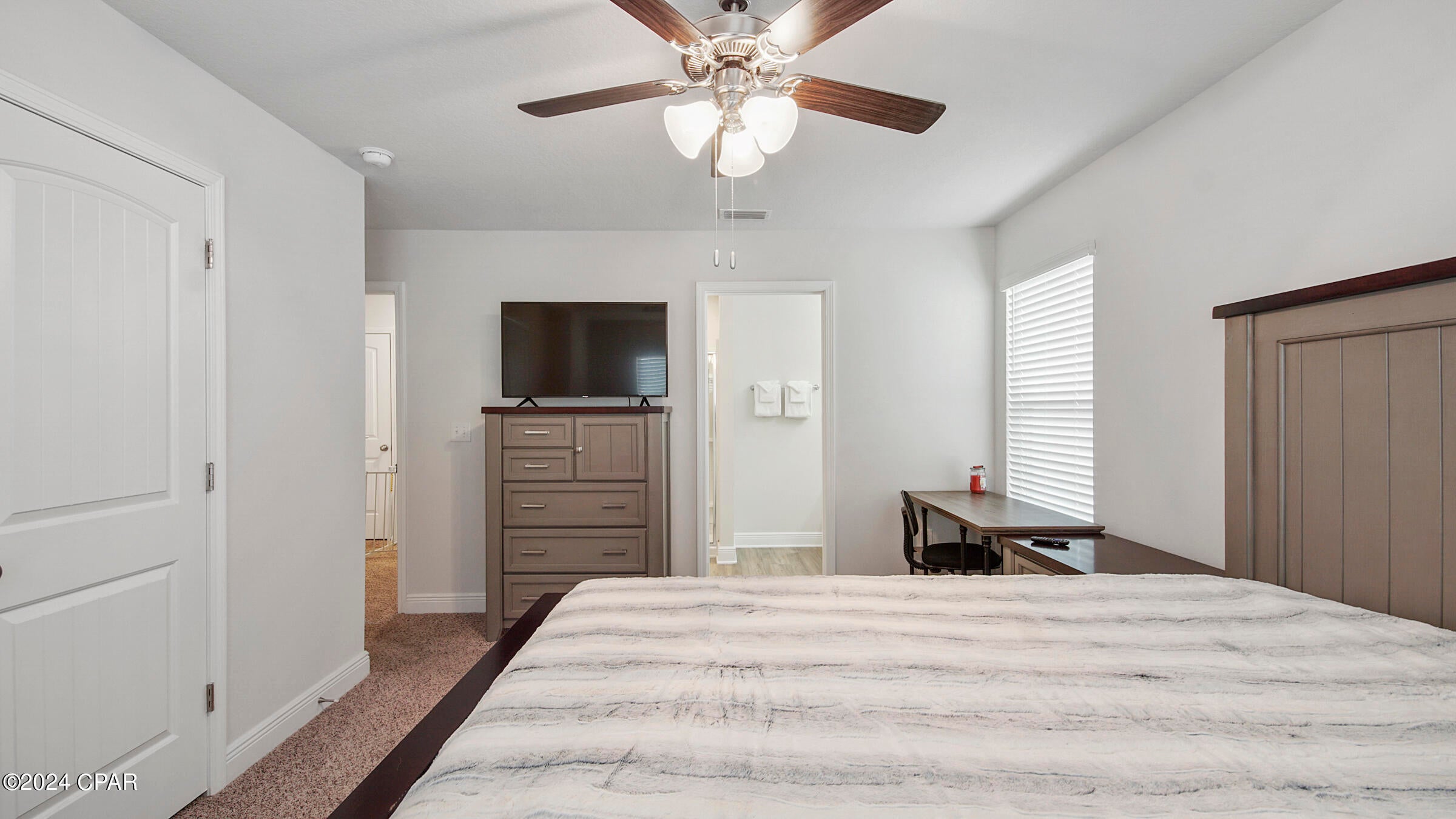 Hathaway Townhomes - Residential Lease