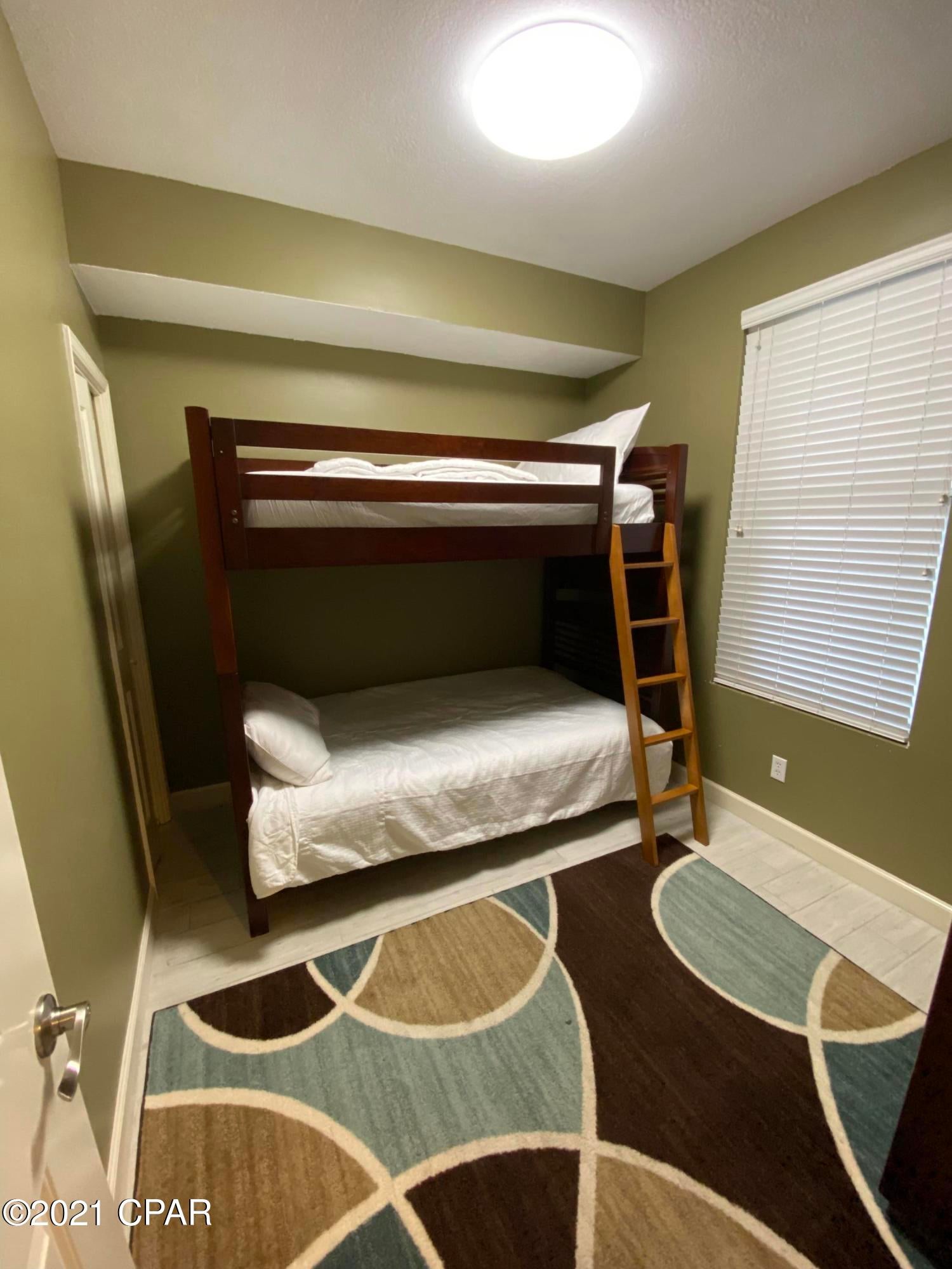 Grandview East At Long Beach - Residential