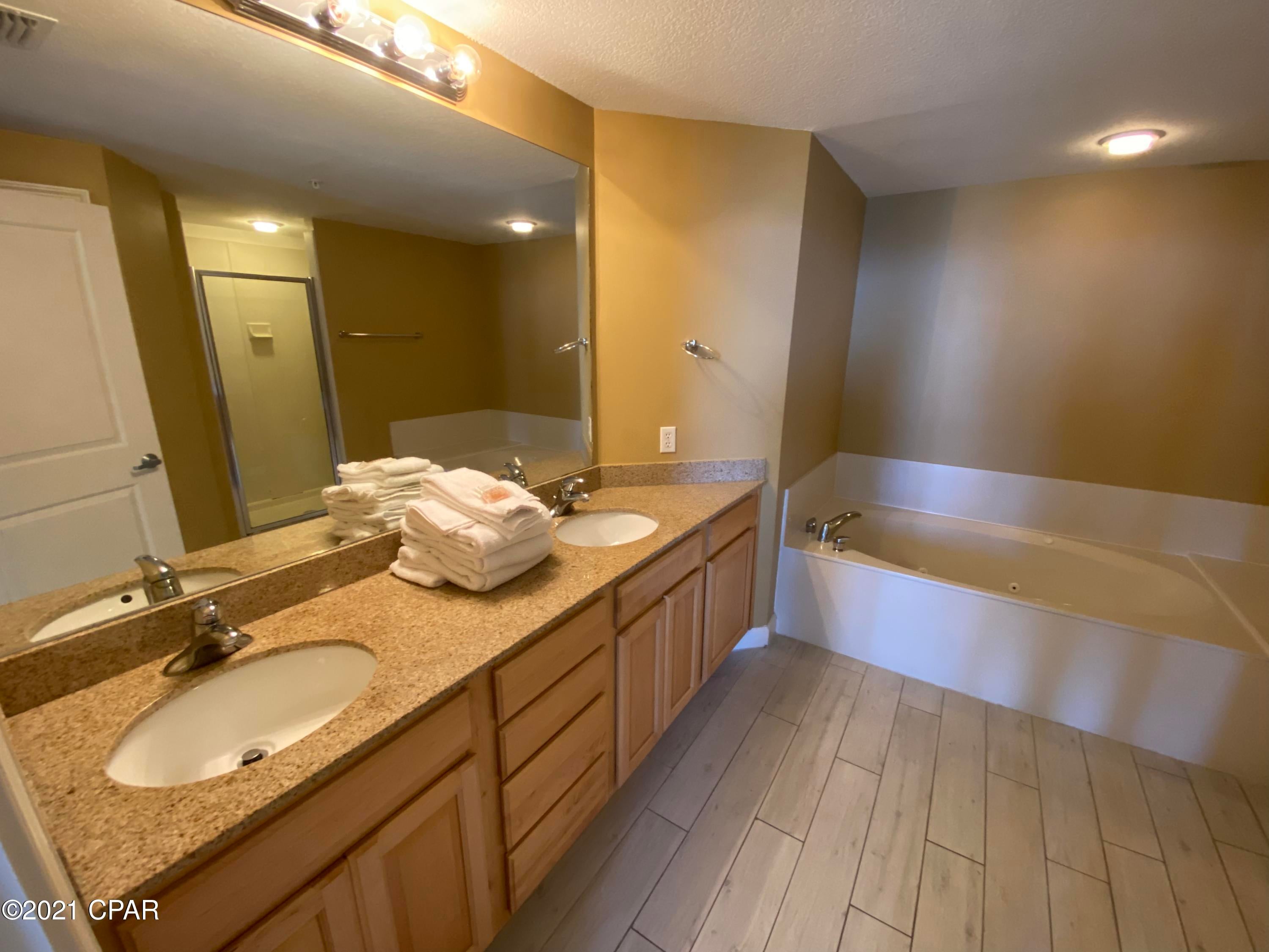 Grandview East At Long Beach - Residential