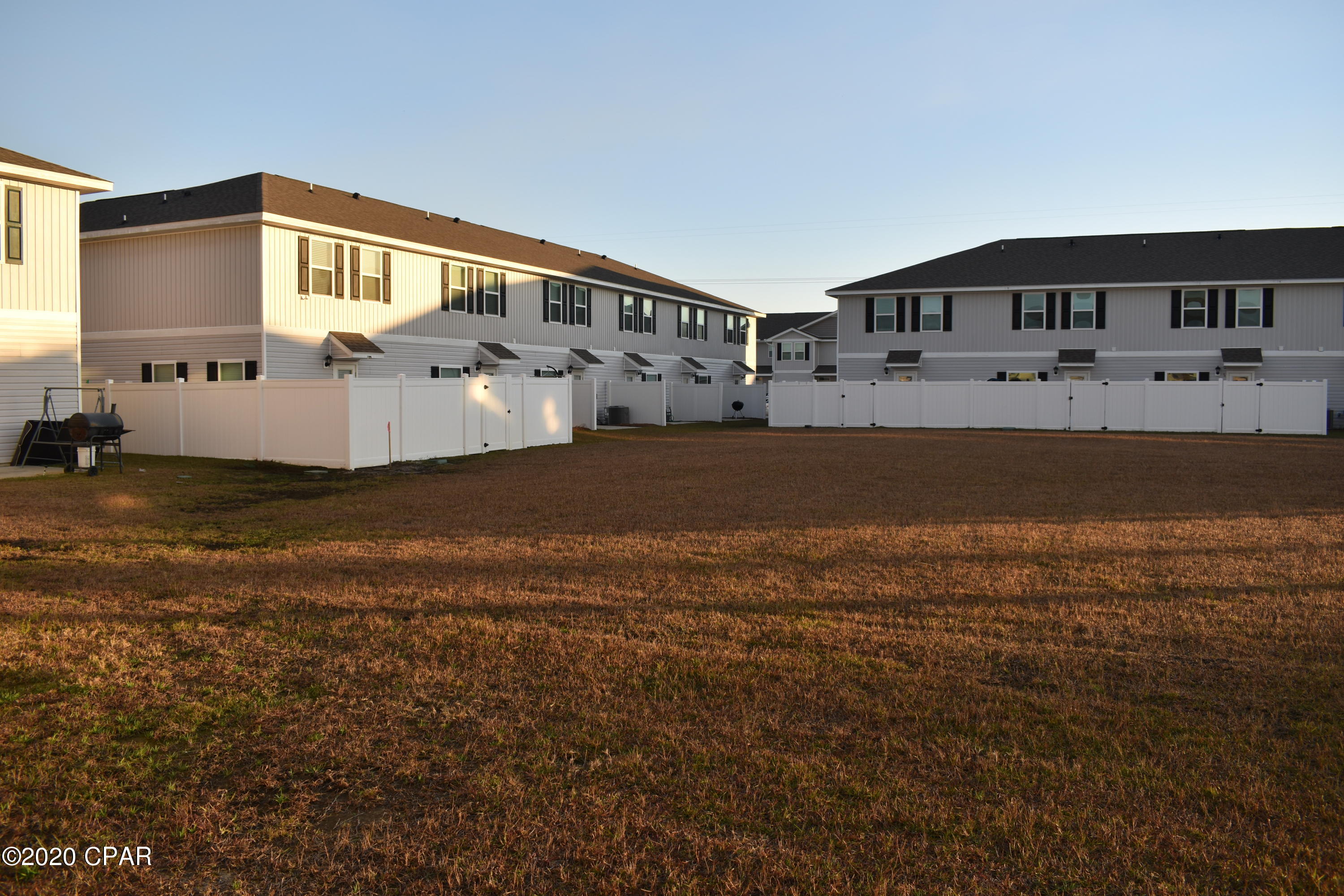 [No Recorded Subdiv] - Residential Lease